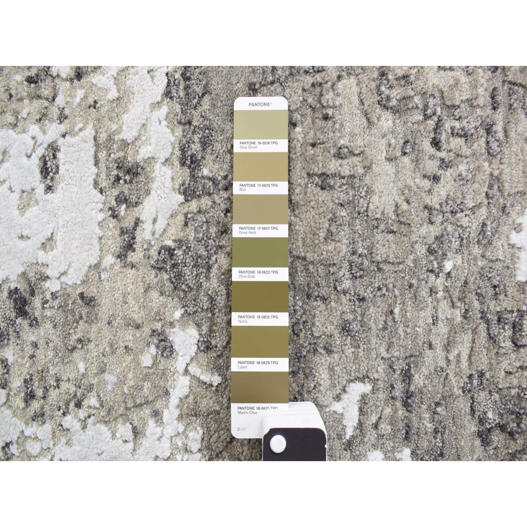 Tissé à la main 4'x6' Laurel Green Abstract Galaxy Design Wool Tapis noué à la main en vente