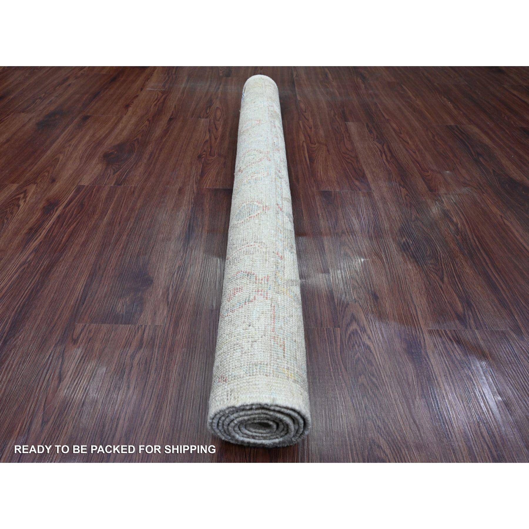 4'x6' Oyster White Afghan Angora Oushak Vines Design Handgeknüpfter Wollteppich im Zustand „Neu“ im Angebot in Carlstadt, NJ