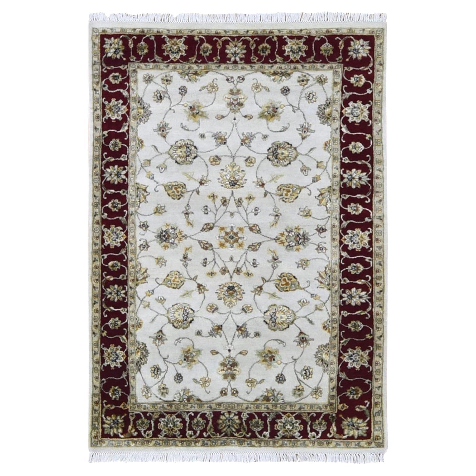 4
x6
Rajasthan Half Wool and Half Silk Floral Design Thick and Plush Rug