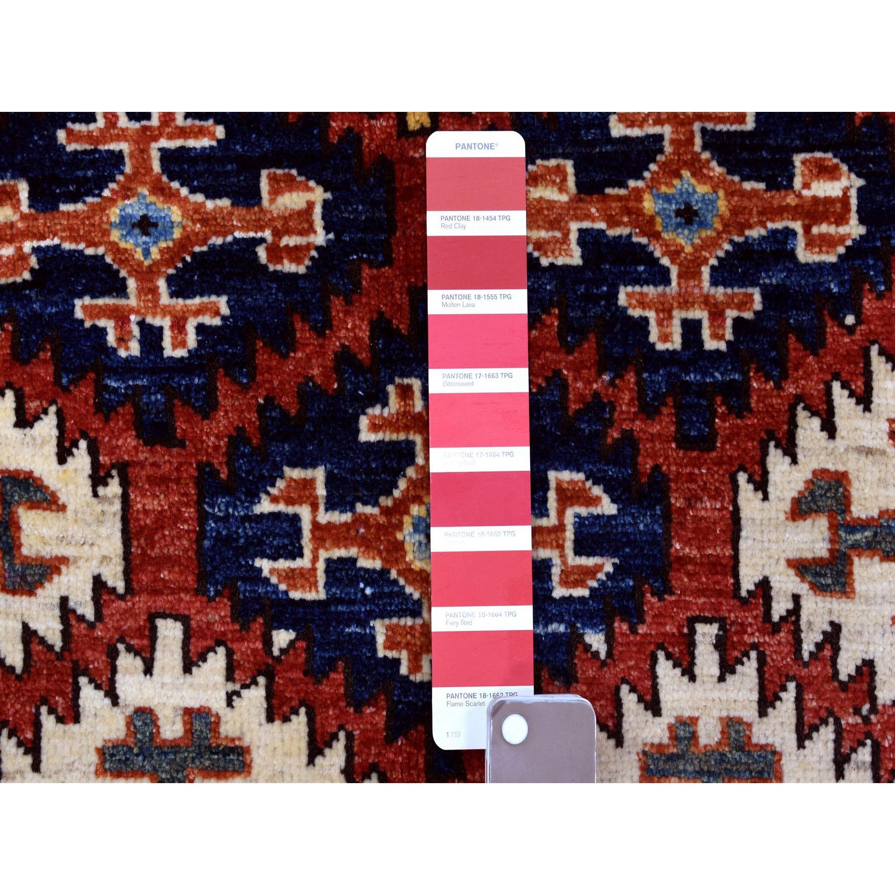 Tribal Tapis d'Orient Afghan Ersari Rouge à motifs répétitifs en laine noués à la main 4'x6'. en vente