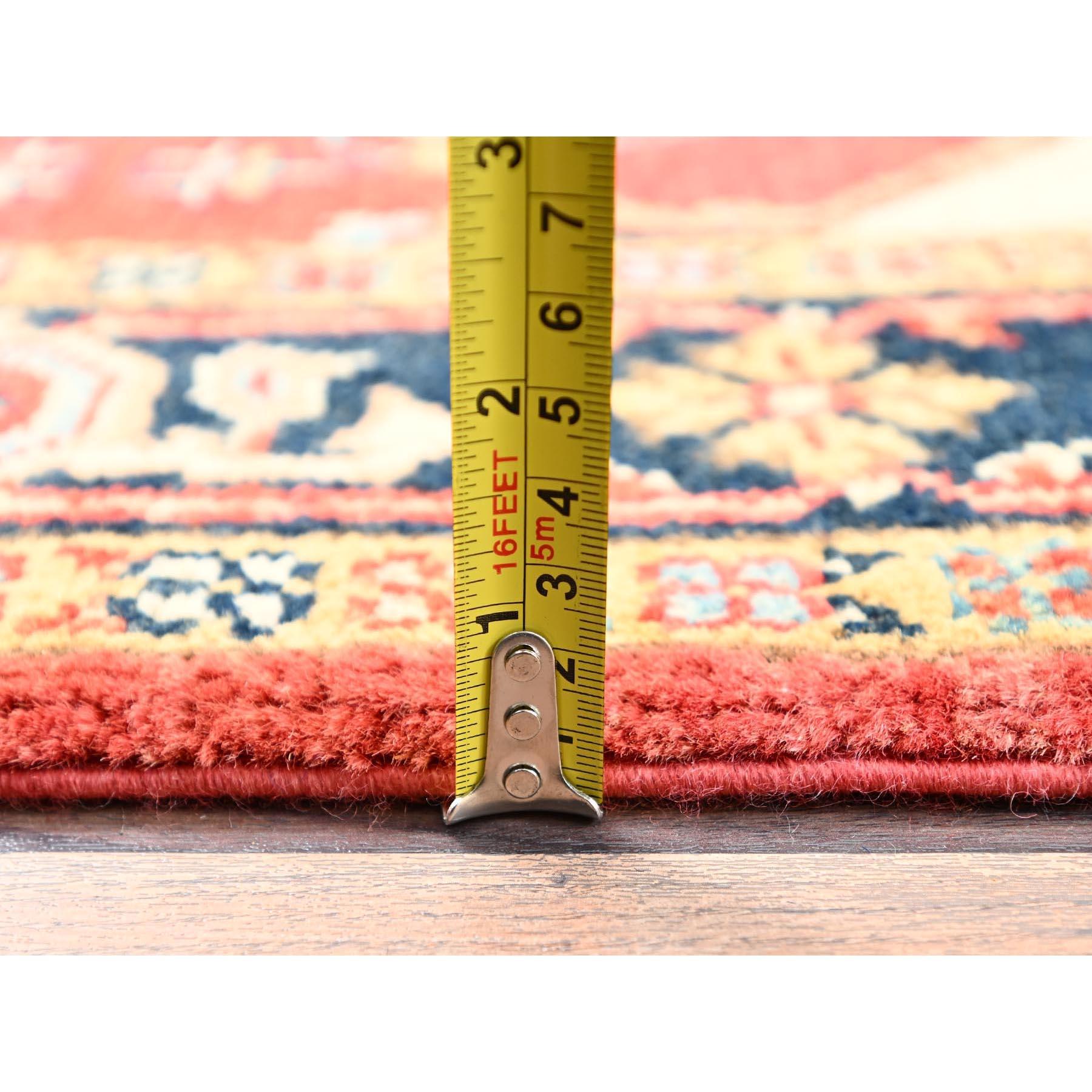 4'x6' Red Hand Knotted Afghan Peshawar with Serapi Heriz Design Wool Rug Siglo XXI y contemporáneo en venta