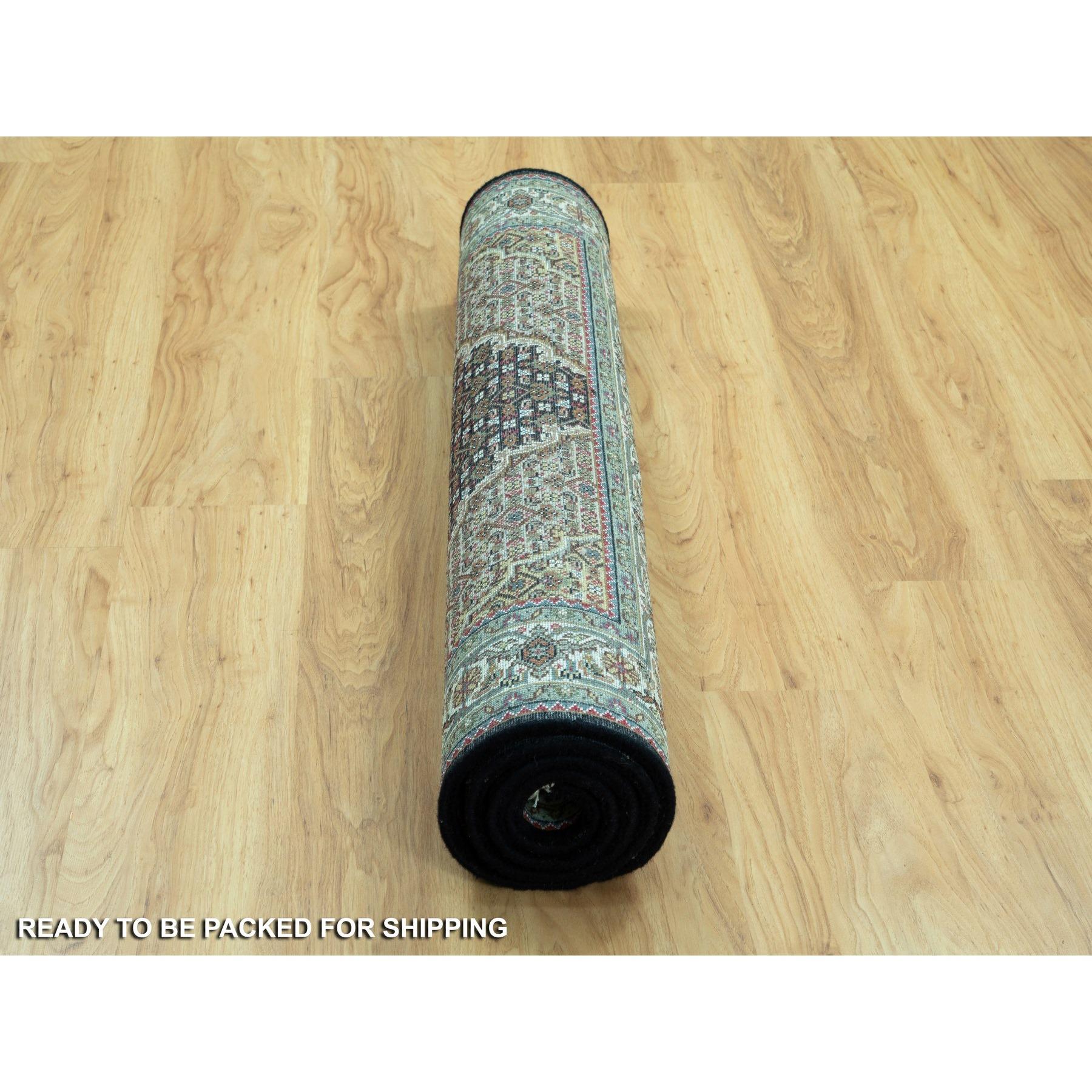 4'x6' Rich Black, Tabriz Mahi, 250 KPSI Wolle, Handgeknüpft, Teppich im Angebot 1