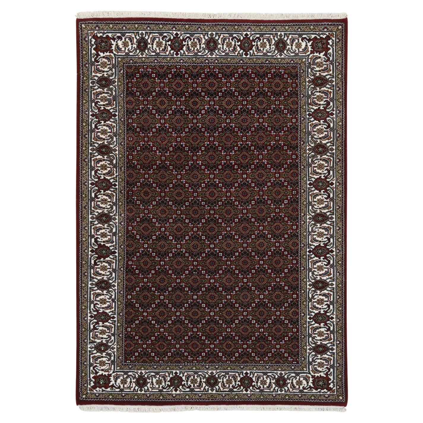 Tappeto 4'x6' Rich Red annodato a mano in morbida lana 175 KPSI Herati in vendita