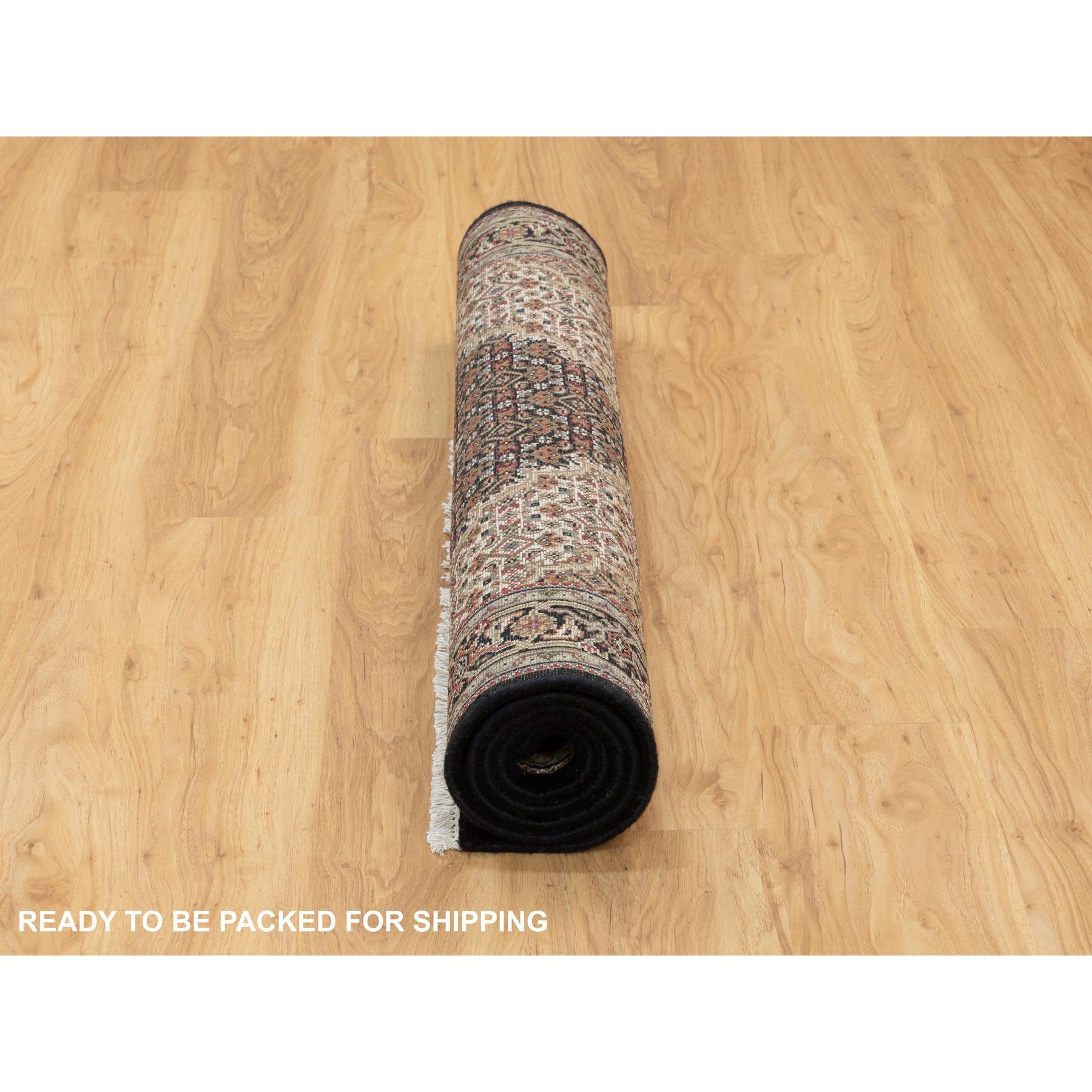 4'x6' Wolle Schwarz Handgeknüpft Fish Design Tabriz Mahi Orientteppich 1