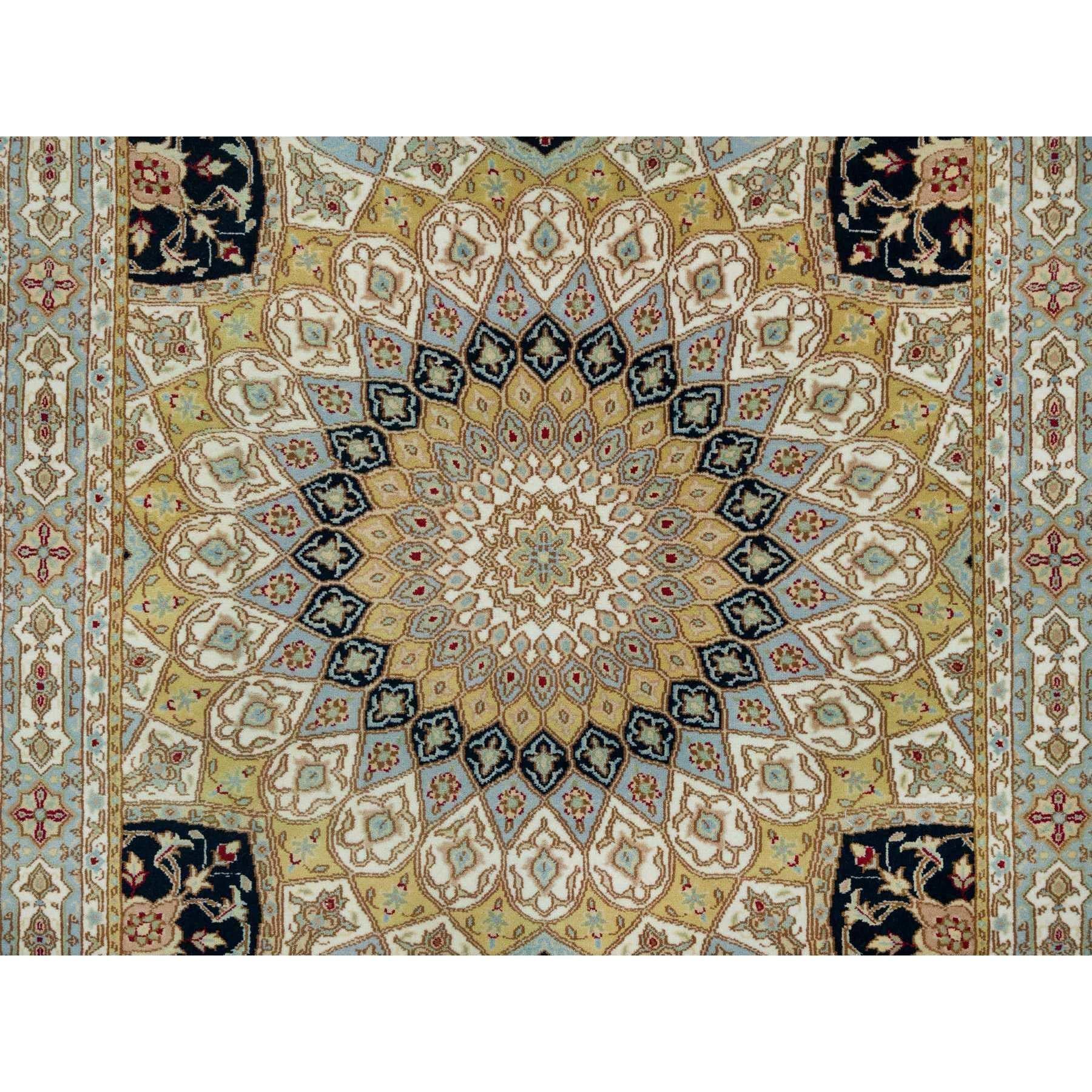 Noué à la main 4'x6'1