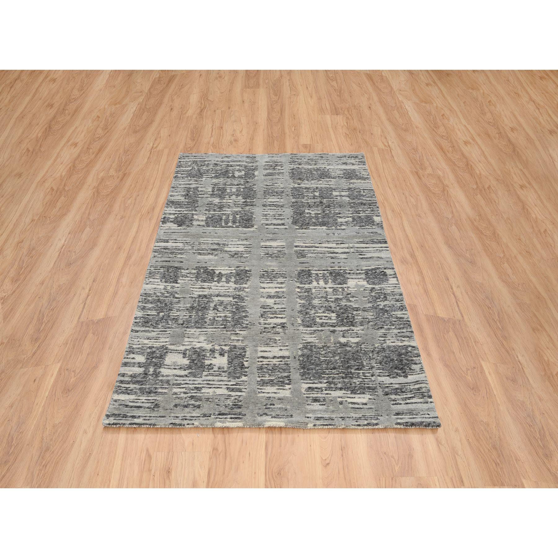 This is a truly genuine one-of-a-kind Light Gray, Modern Design, Hand Spun Undyed Natural Wool, Hand Knotted, Oriental Rug. It has been Knotted for months and months in the centuries-old weaving craftsmanship techniques by expert artisans.
Primary