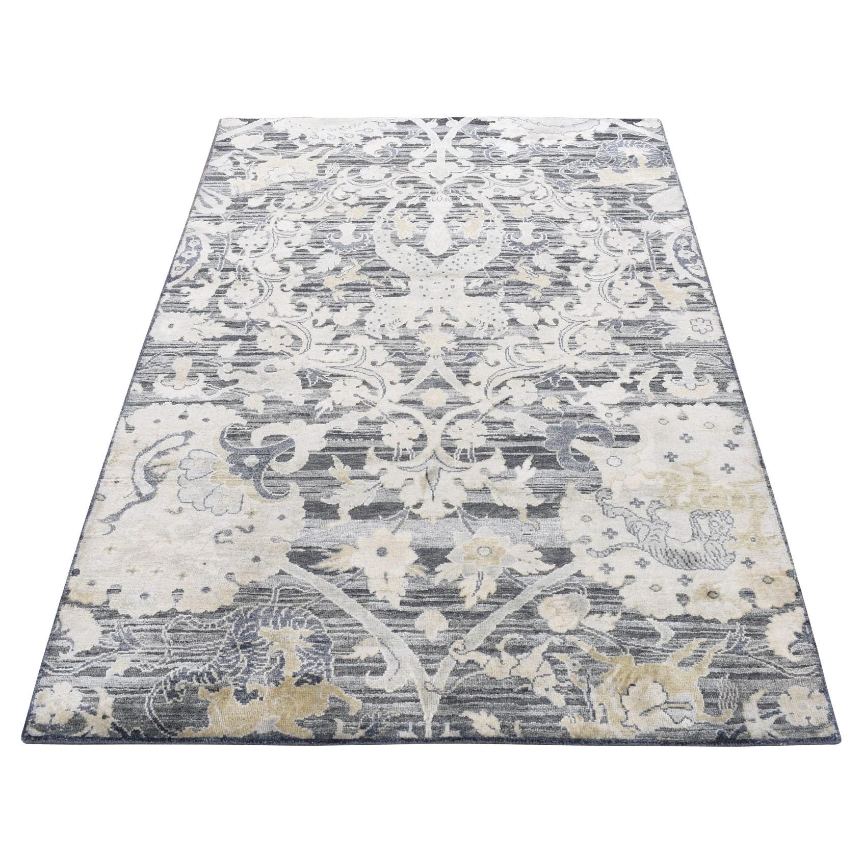 Thunder Gray, Hunting Design Silk With Wool Hand Knotted Oriental Rugs 4'x6'3", Tappeto orientale con disegno di caccia e lana annodato a mano in vendita