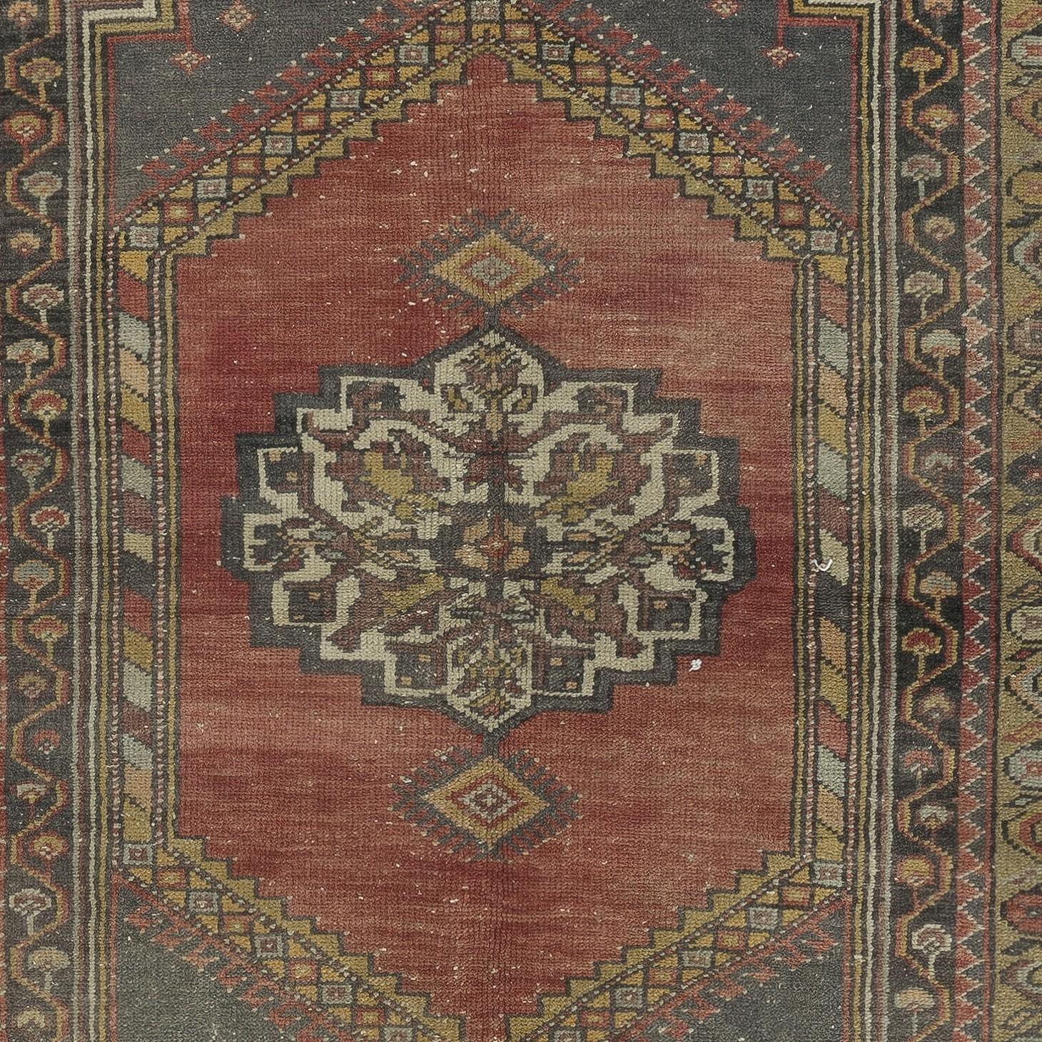4x6.4 Ft Alfombra Turca Tribal Tradicional, Alfombra Oriental Vintage, Pelo de Lana en Bueno estado para la venta en Spring Valley, NY