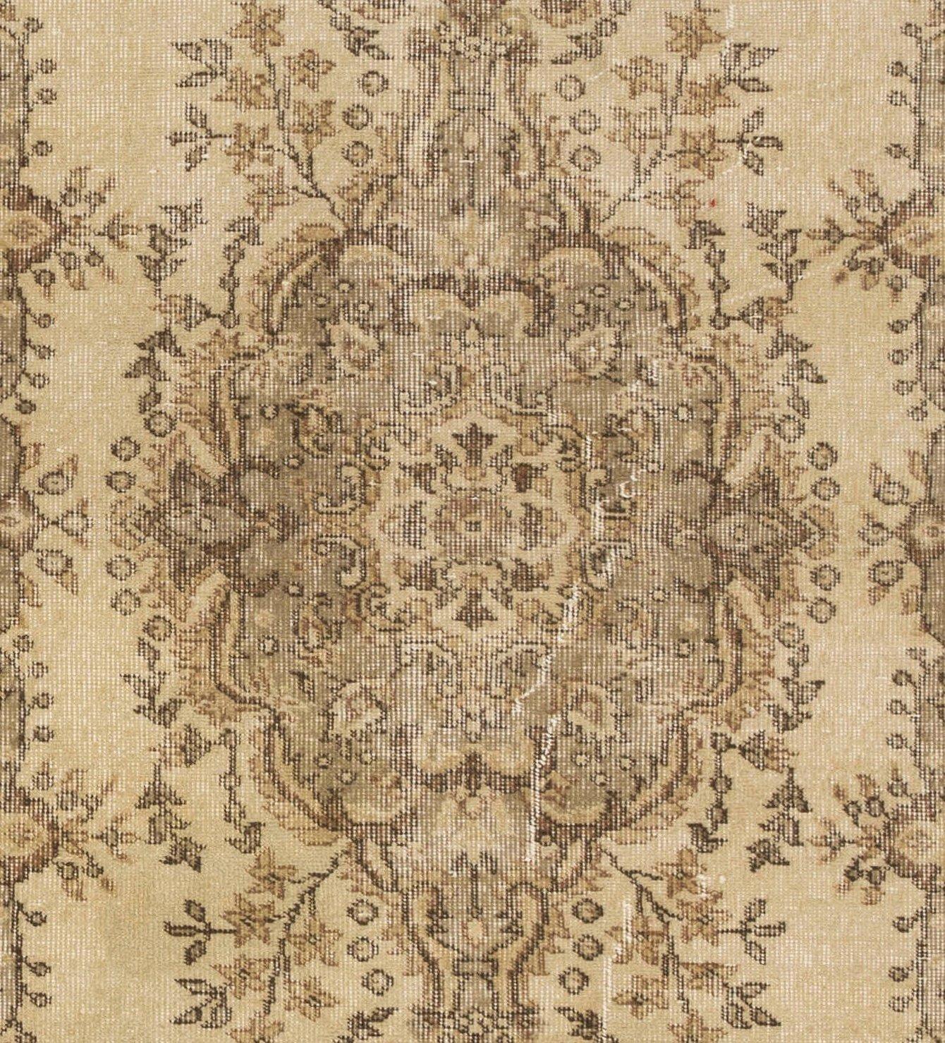 20th Century 4x6.5 ft Hand-Knotted Vintage Turkish Oushak Rug, Medallion Design Beige Carpet For Sale