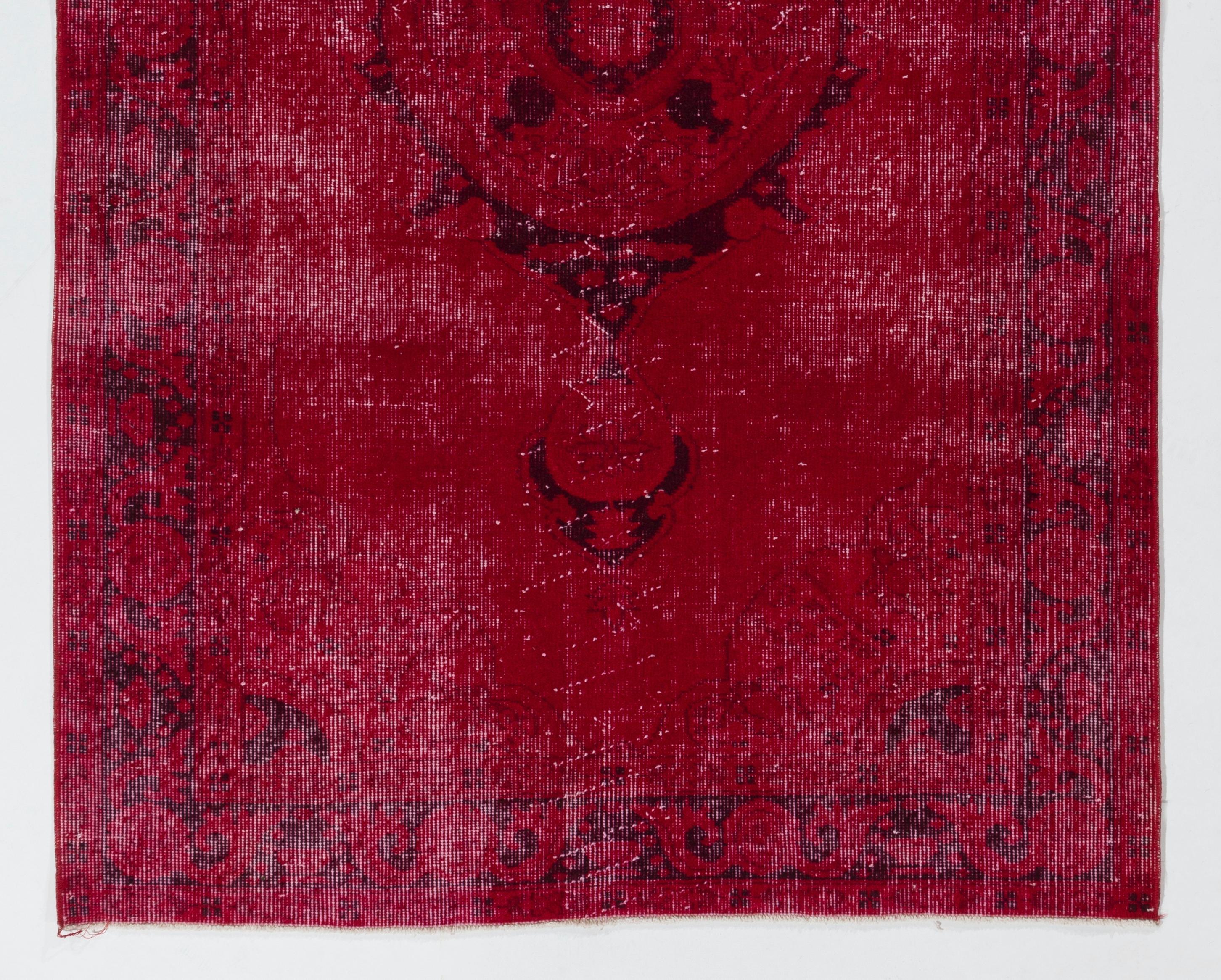 Modern 4x6.6 ft Vintage Handmade Oriental Rug in Red. Great for Contemporary Interiors  For Sale