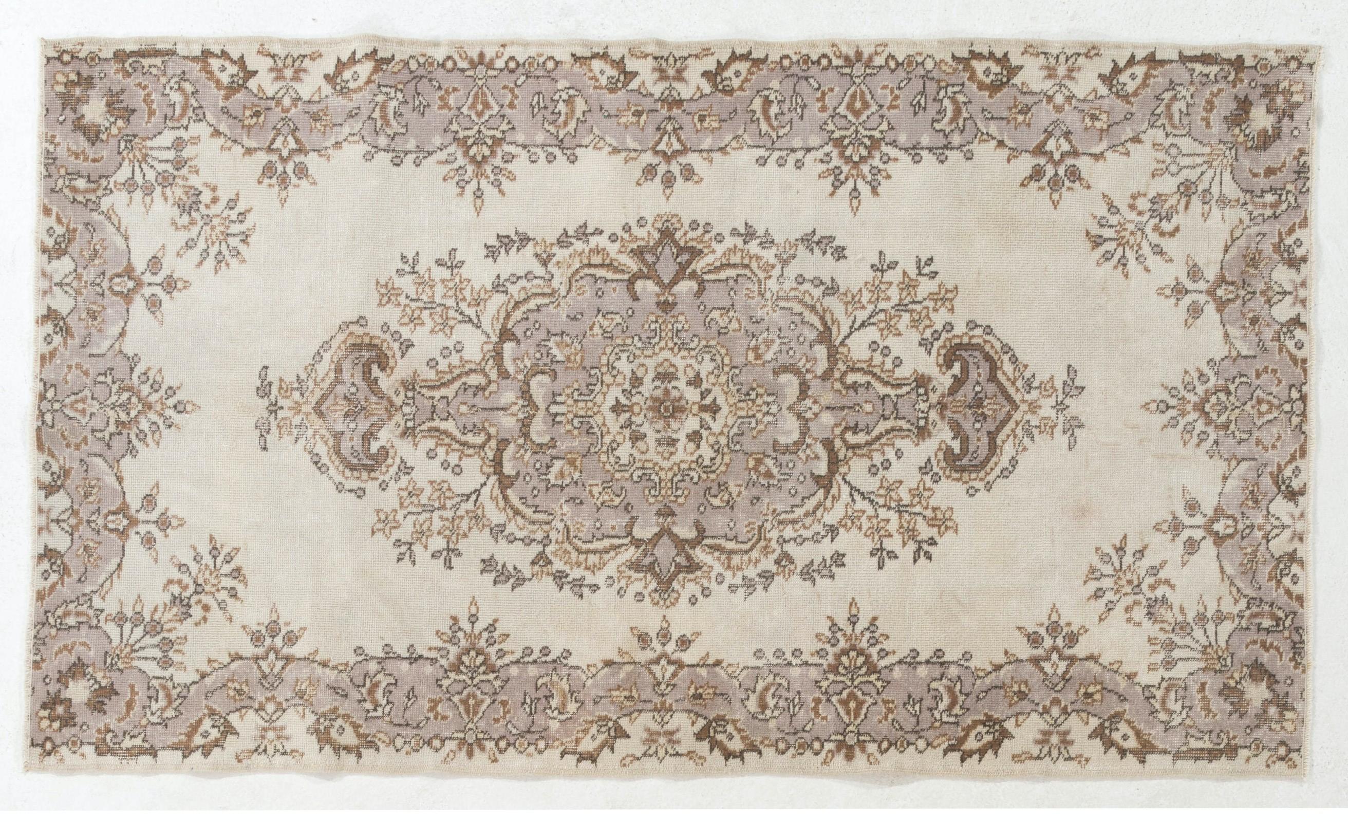 Hand-Knotted 4x6.7 ft Handmade Vintage Medallion Design Anatolian Wool Rug in Neutral Colors For Sale