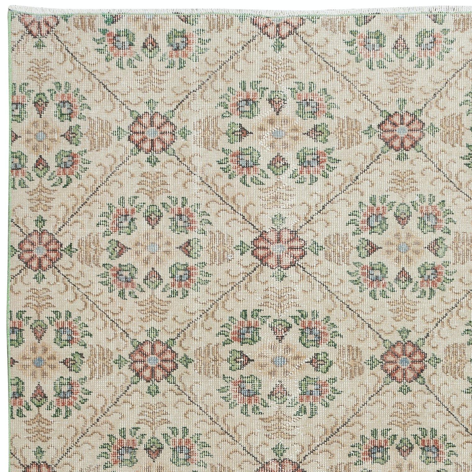 Turkish 4x6.8 Ft Handknotted Vintage Rug with Beige Background and Green Floral Pattern For Sale