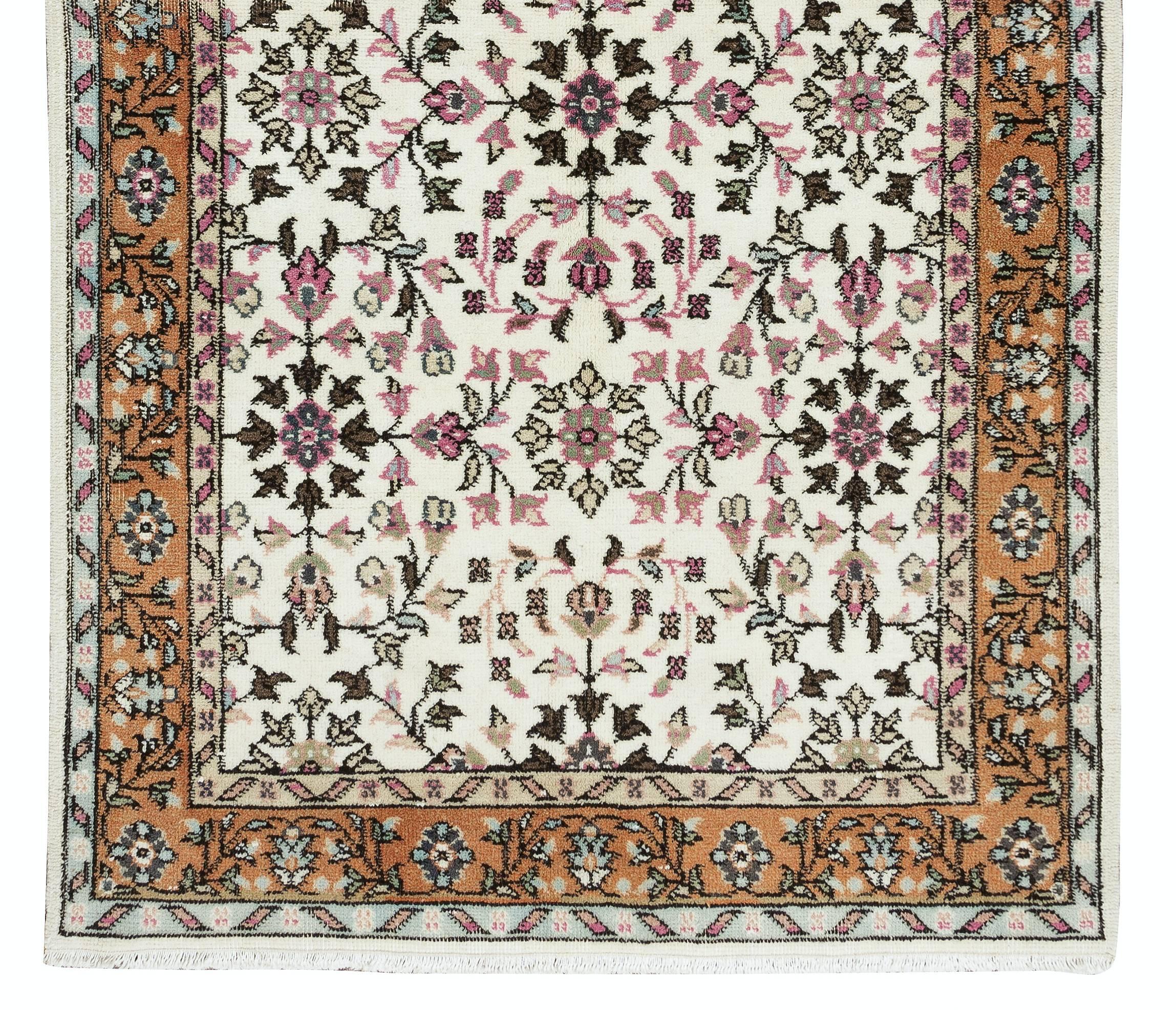 4x7 Ft Authentic Handmade Vintage Turkish Wool Accent Rug with Colorful Flowers In Good Condition For Sale In Philadelphia, PA