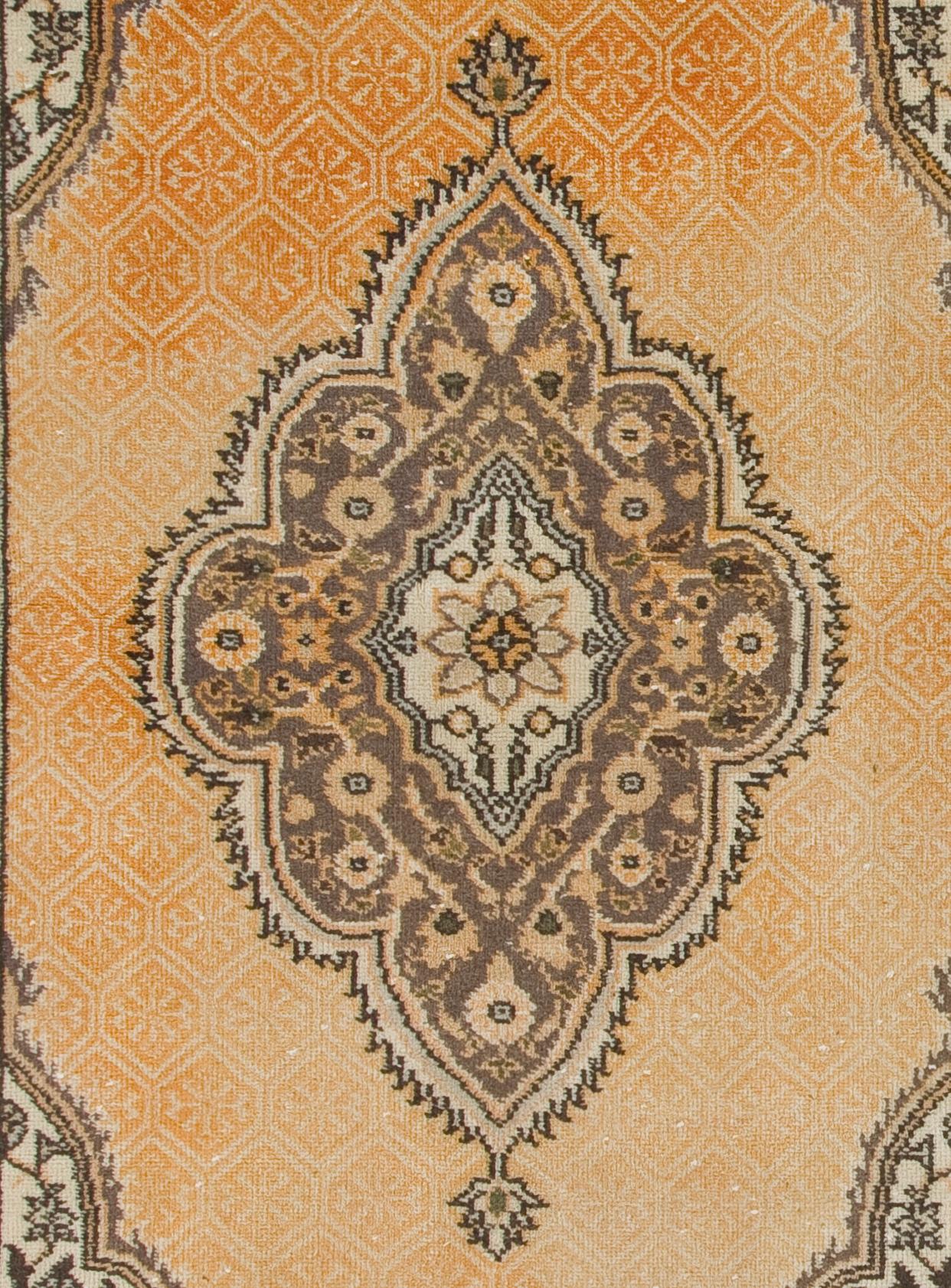 Hand-Woven 4x7 Ft Vintage Handmade Turkish Accent Rug with Geometric Medallion Design For Sale