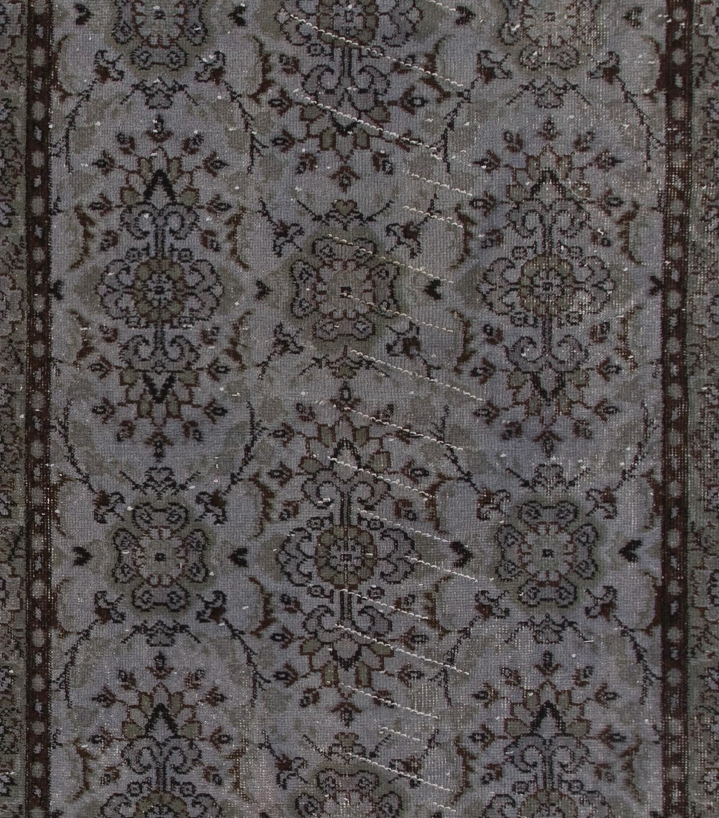 Modern Handmade Accent Rug from Central Anatolia, Floral Pattern Small Carpet For Sale