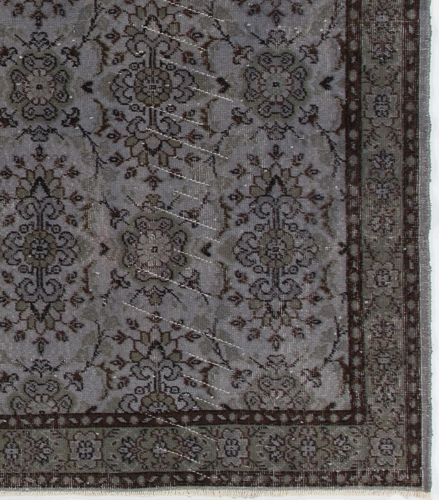 Turkish Handmade Accent Rug from Central Anatolia, Floral Pattern Small Carpet For Sale