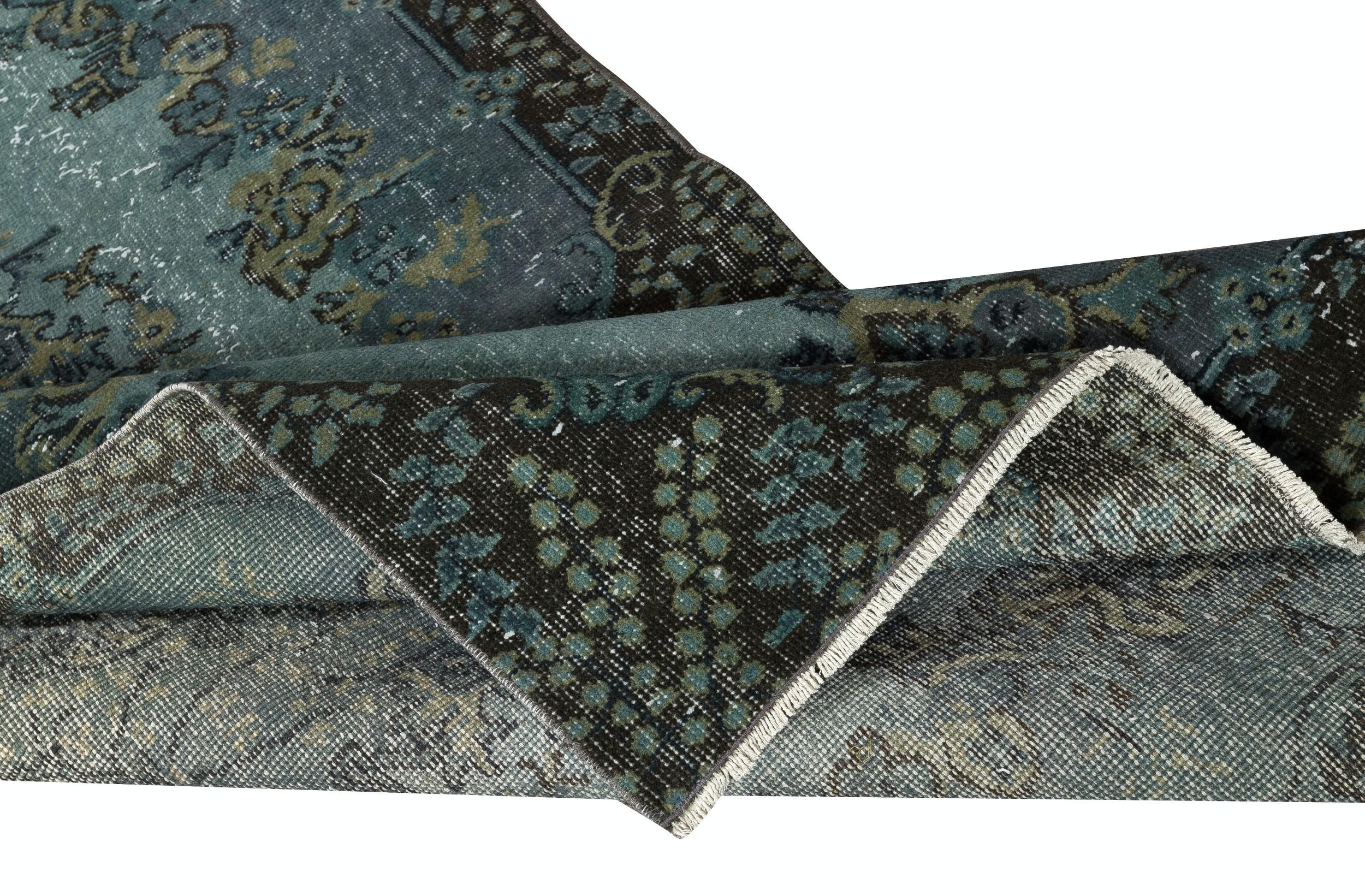 4x7 Ft Moderner handgefertigter blauer, farbiger türkischer Wollteppich mit Medaillon-Design (Türkisch) im Angebot