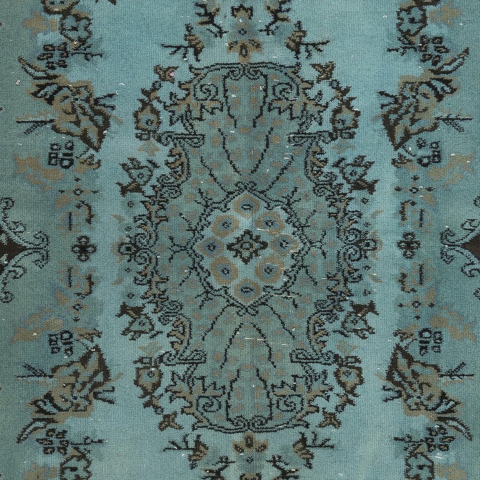 4x7 Ft Moderner handgefertigter blauer, farbiger türkischer Wollteppich mit Medaillon-Design im Zustand „Gut“ im Angebot in Spring Valley, NY