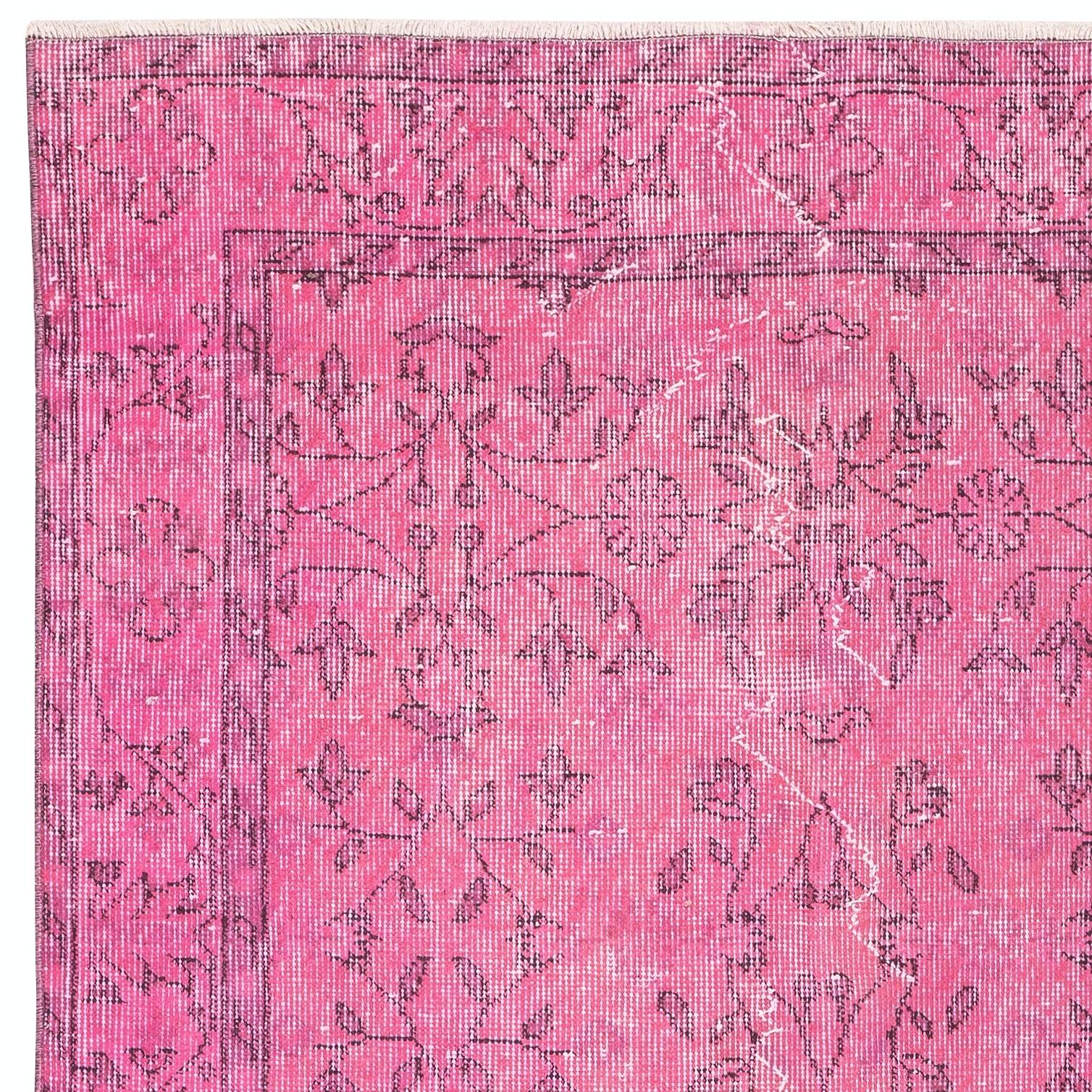 4x7 Ft Overdyed Rosa Wollteppich. Handgefertigter türkischer Vintage-Teppich für das Wohnzimmer (Handgeknüpft) im Angebot