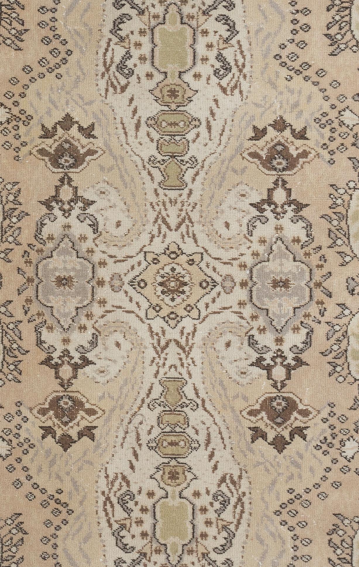 Oushak 4x7.2 Ft Vintage Hand-Knotted Central Anatolian Wool Accent Rug in Beige For Sale
