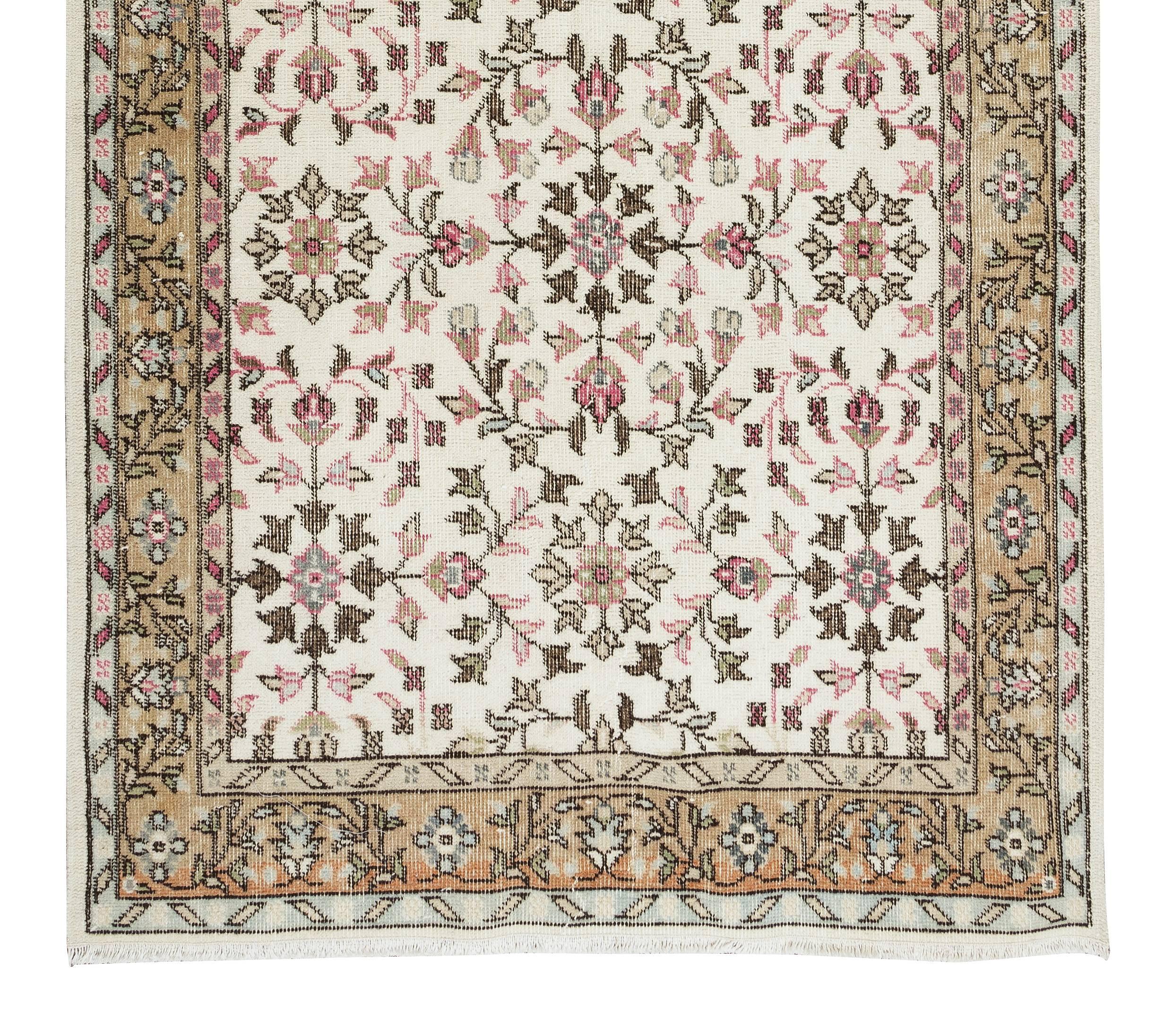 4x7.2 Ft Vintage Floral Turkish Accent Rug, Authentic Hand Knotted Wool Carpet In Good Condition For Sale In Philadelphia, PA