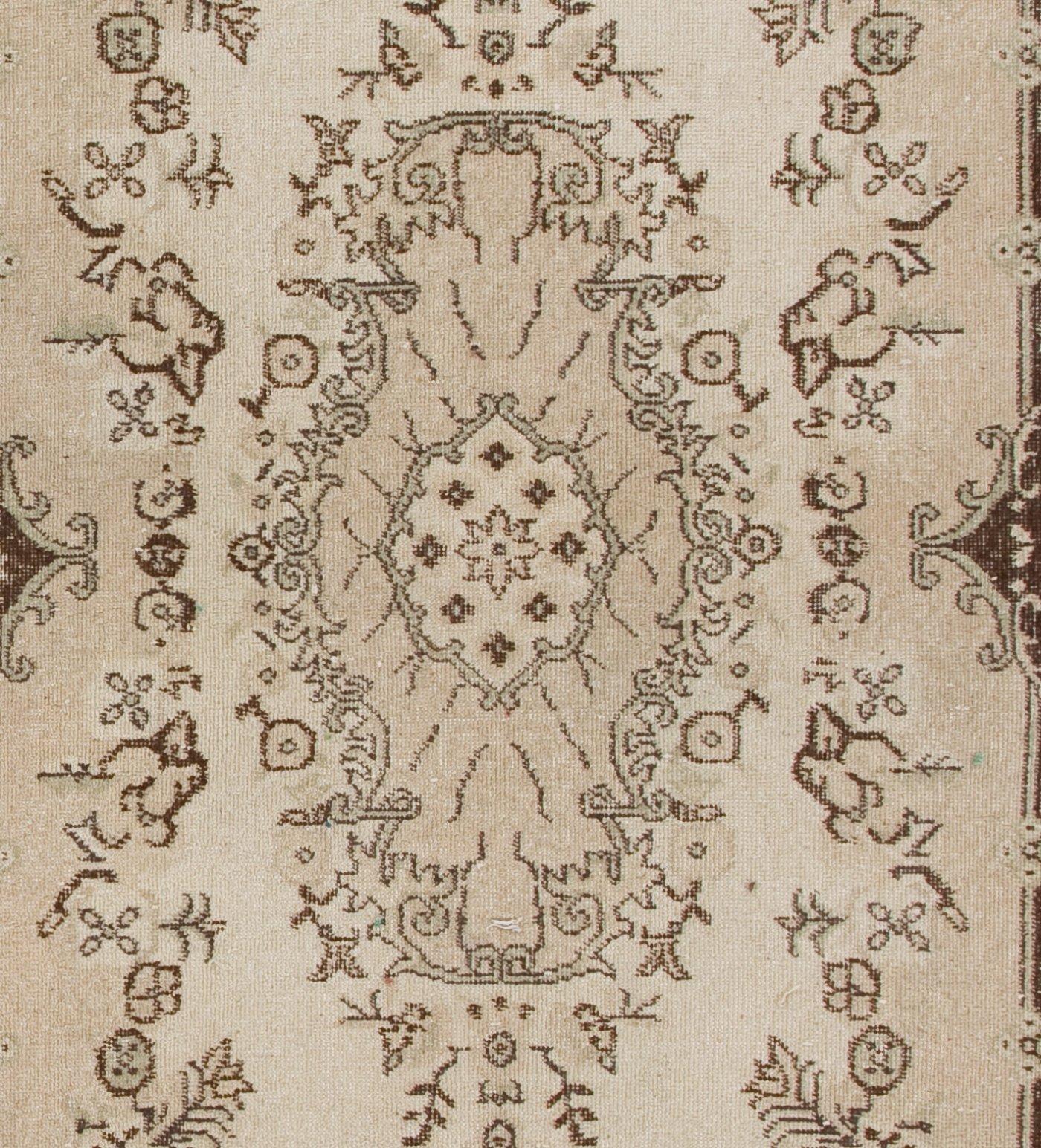 Oushak 4x7.2 ft Vintage Hand-Knotted Anatolian Accent Rug with Medallion Design For Sale