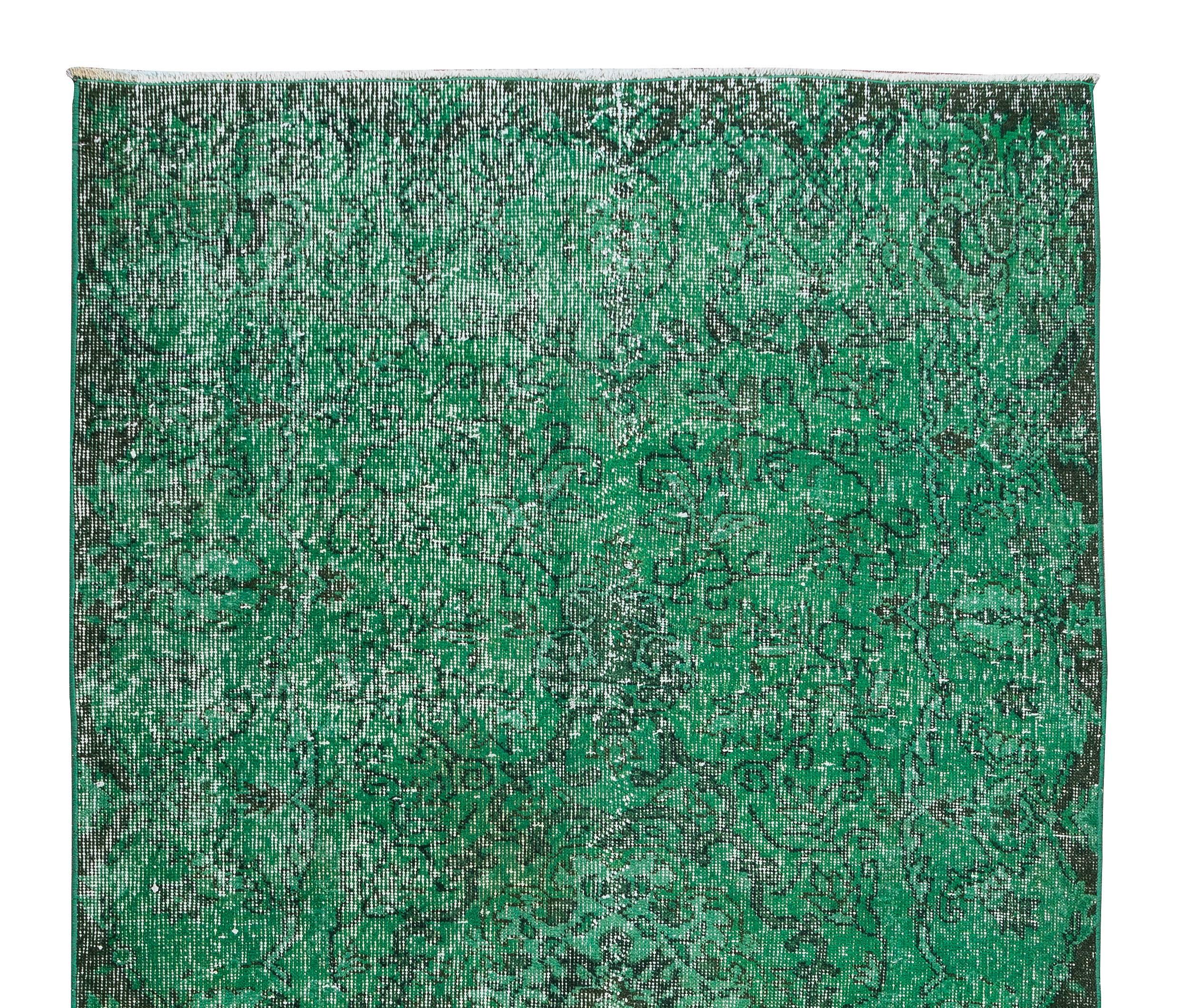4x7.3 Ft Vintage Hand Knotted Turkish Rug Re-Dyed in Green 4 Modern Interiors In Good Condition For Sale In Philadelphia, PA