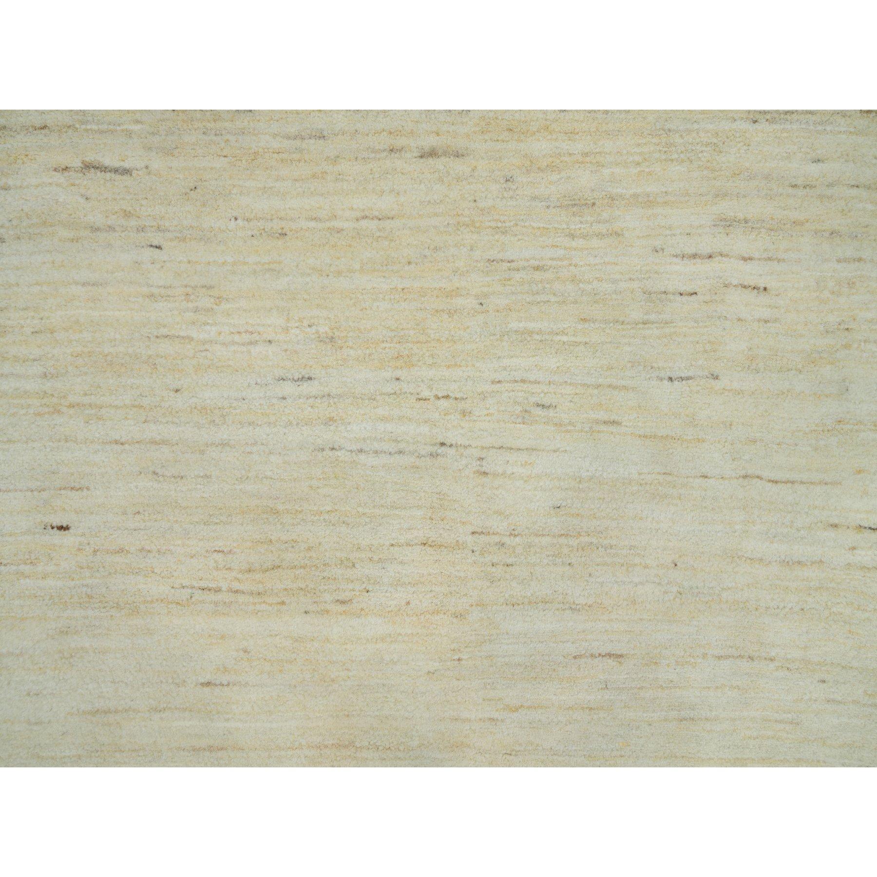 4'x8' Elfenbein Lori Buft Gabbeh Plain Design Wolle Handgeknüpfter breiter Läufer im Zustand „Neu“ im Angebot in Carlstadt, NJ