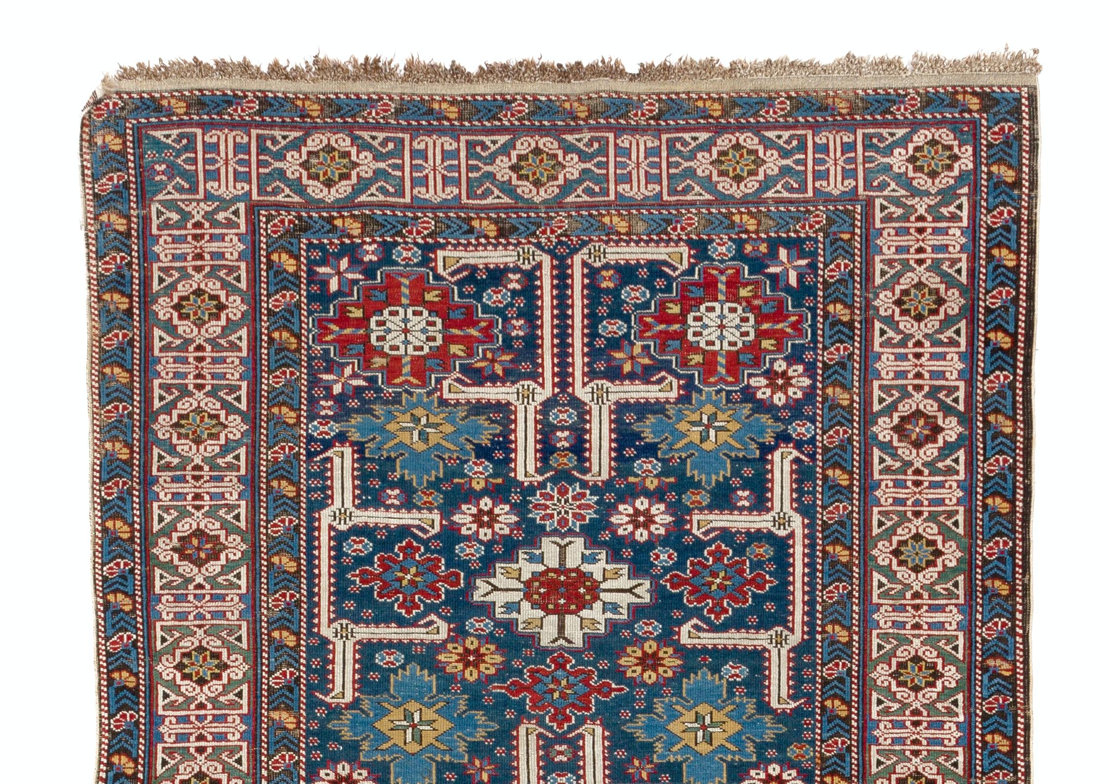 Antiker kaukasischer Kuba-Teppich „Karagashli“ mit 4x9 Fuß, um 1875 (Kasachisch) im Angebot