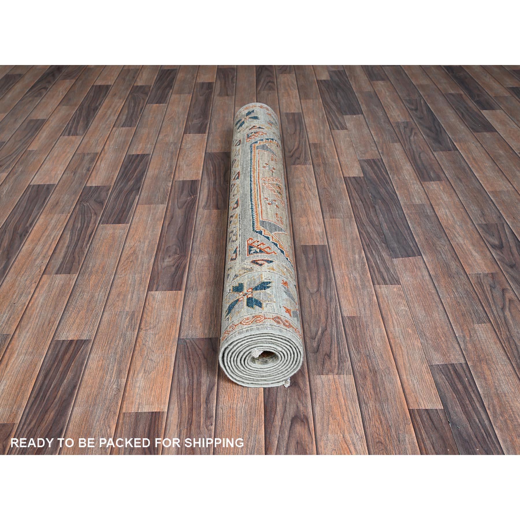 Hand-Knotted 4'x9'5