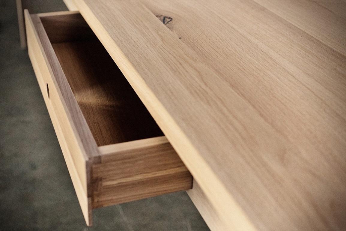 Tavolo da fattoria belga in Oak massiccio da 5'-2 in vendita 1