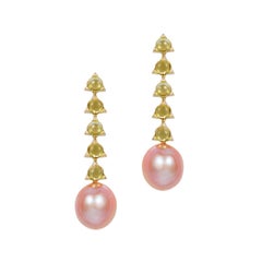 5- 4mm Stone Baroque Peach/Violet Pearl Earrings, Peridot, 18 Karat Yellow Gold