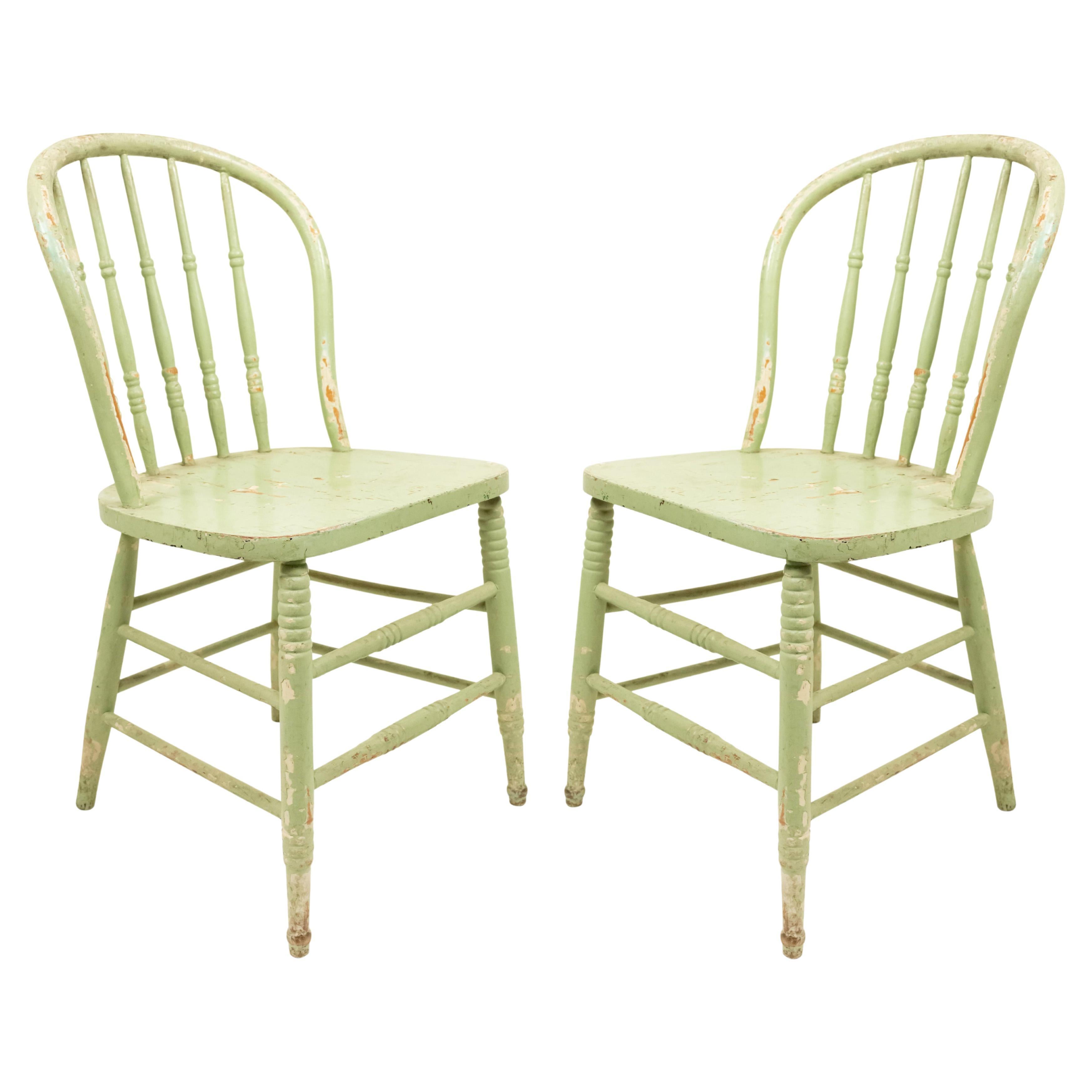 Wooden Spindle Windsor Peacock Chair at 1stDibs