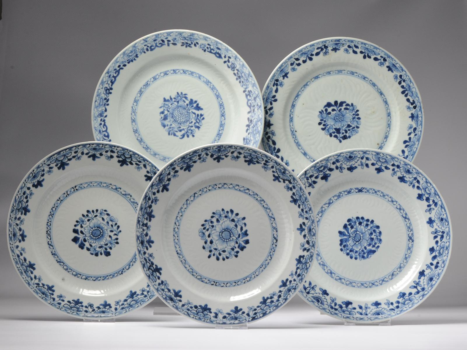 Antikes chinesisches Porzellan #5 aus der Yongzheng Qianlong-Periode des 18. Jahrhunderts, blau-weißes Abendessen im Angebot 4