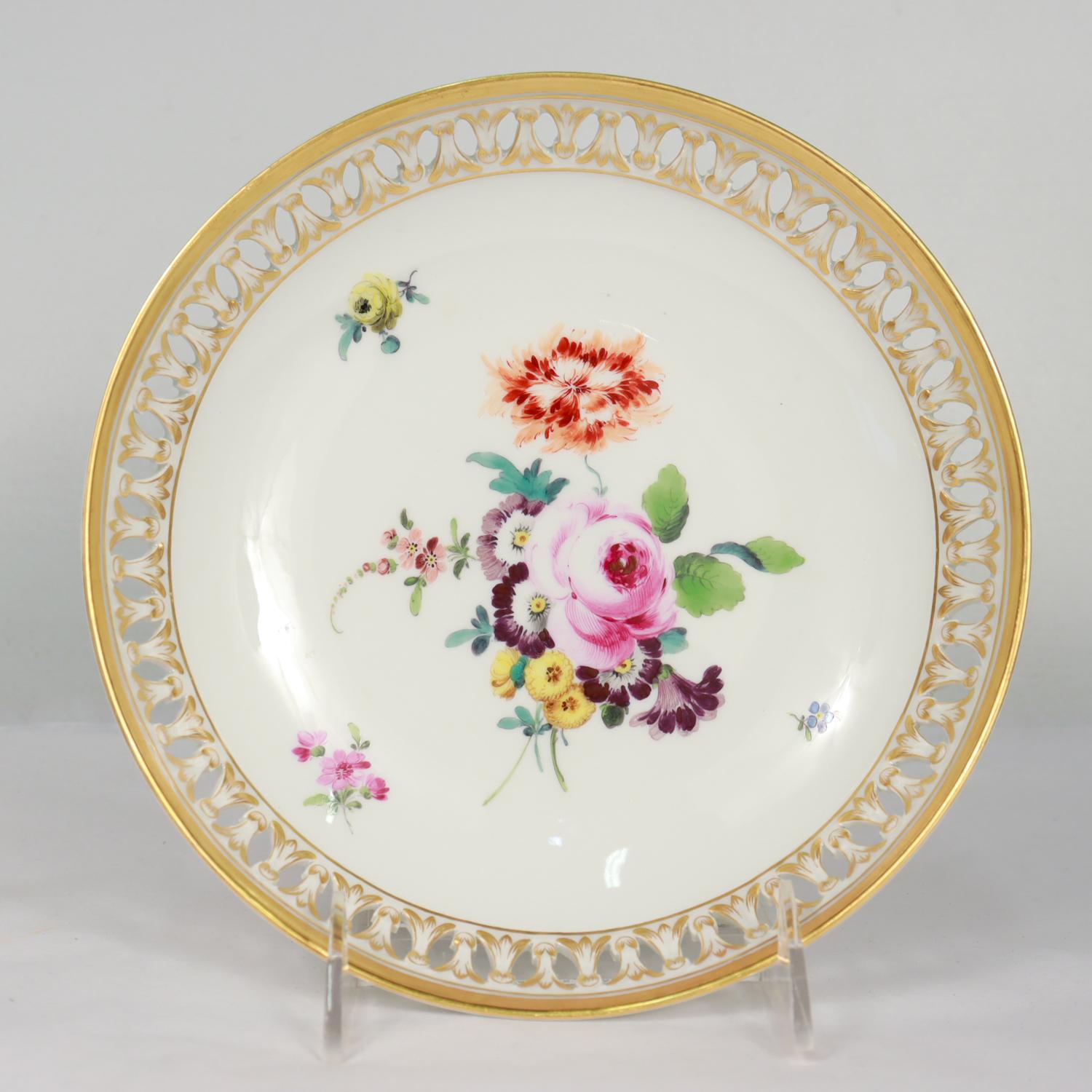 5 Antique Meissen Porcelain Neoclassical Reticulated Bowls with Deutsche Blumen In Good Condition For Sale In Philadelphia, PA