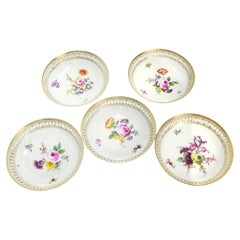 5 Ciotole antiche di Meissen Porcelain Neoclassiche Reticolate con Deutsche Blumen