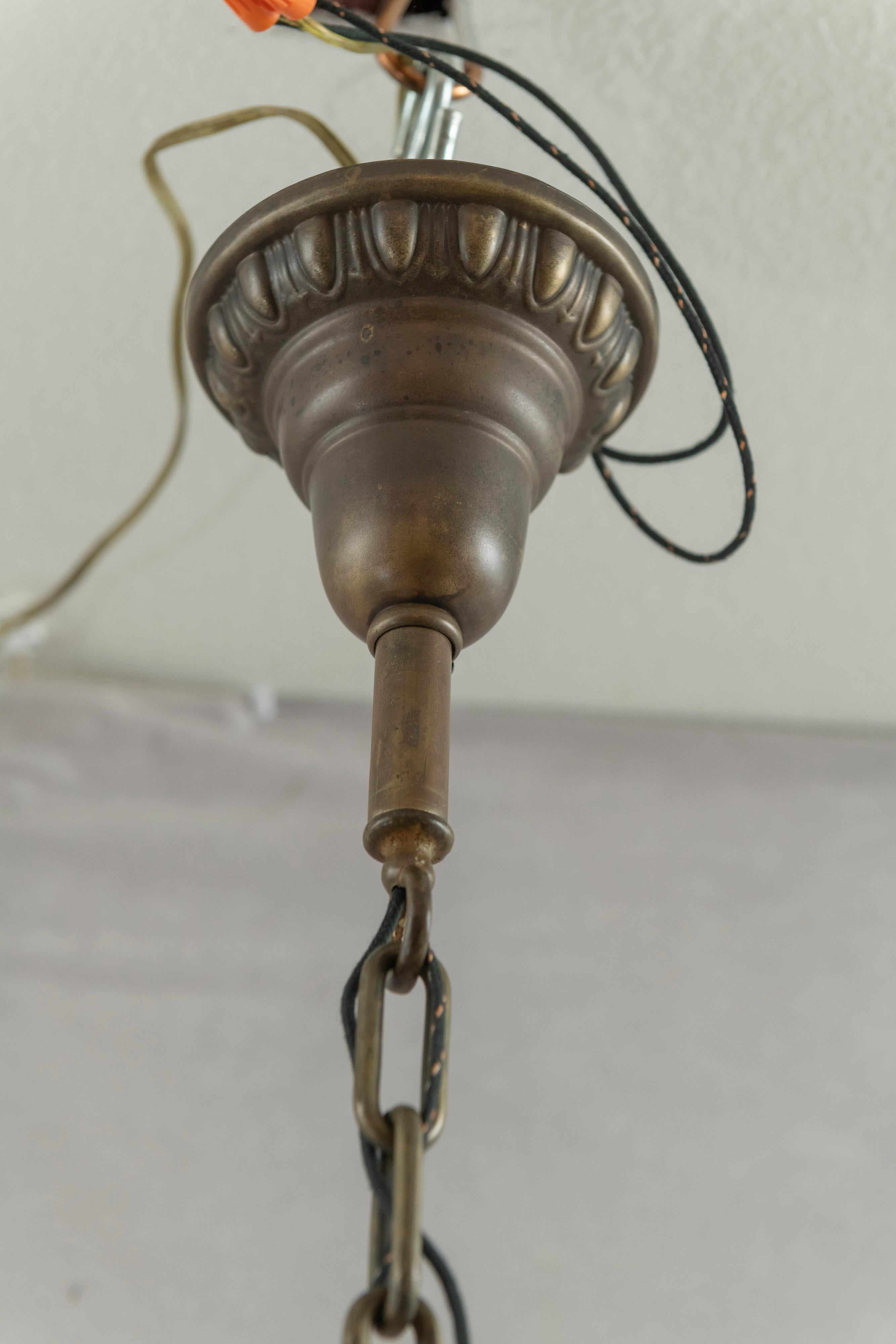 5 Arm Art Nouveau Chandelier w/ Hooked Feather Quezal Glass Shades, ca. 1910 4