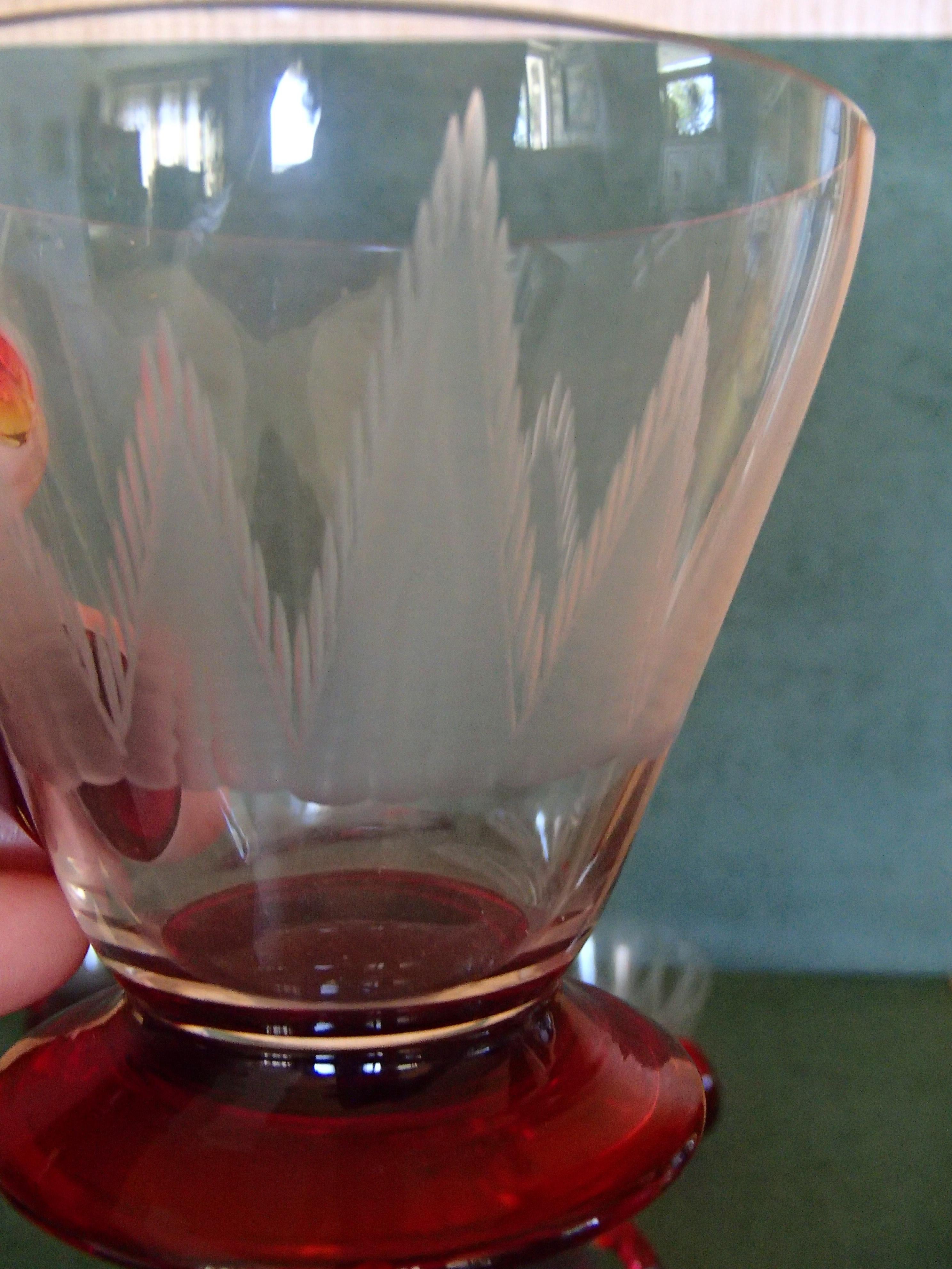 5 Art Nouveau Tea Glasses with Red Base and Holder Engraved For Sale 1