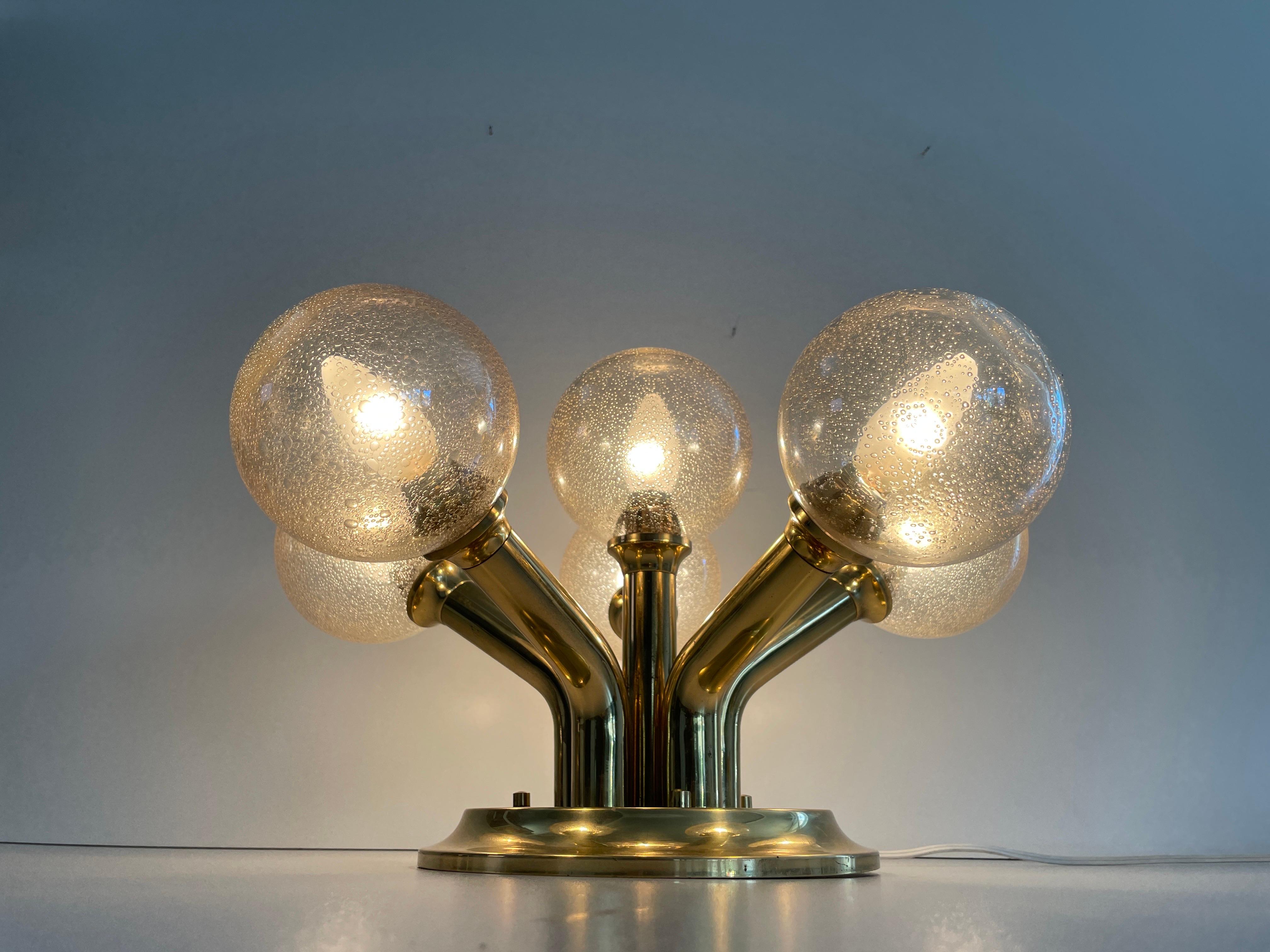 Lampada Atomic Flush Mount a 5 sfere con corpo in vetro e ottone, anni '60, Germania in vendita 8