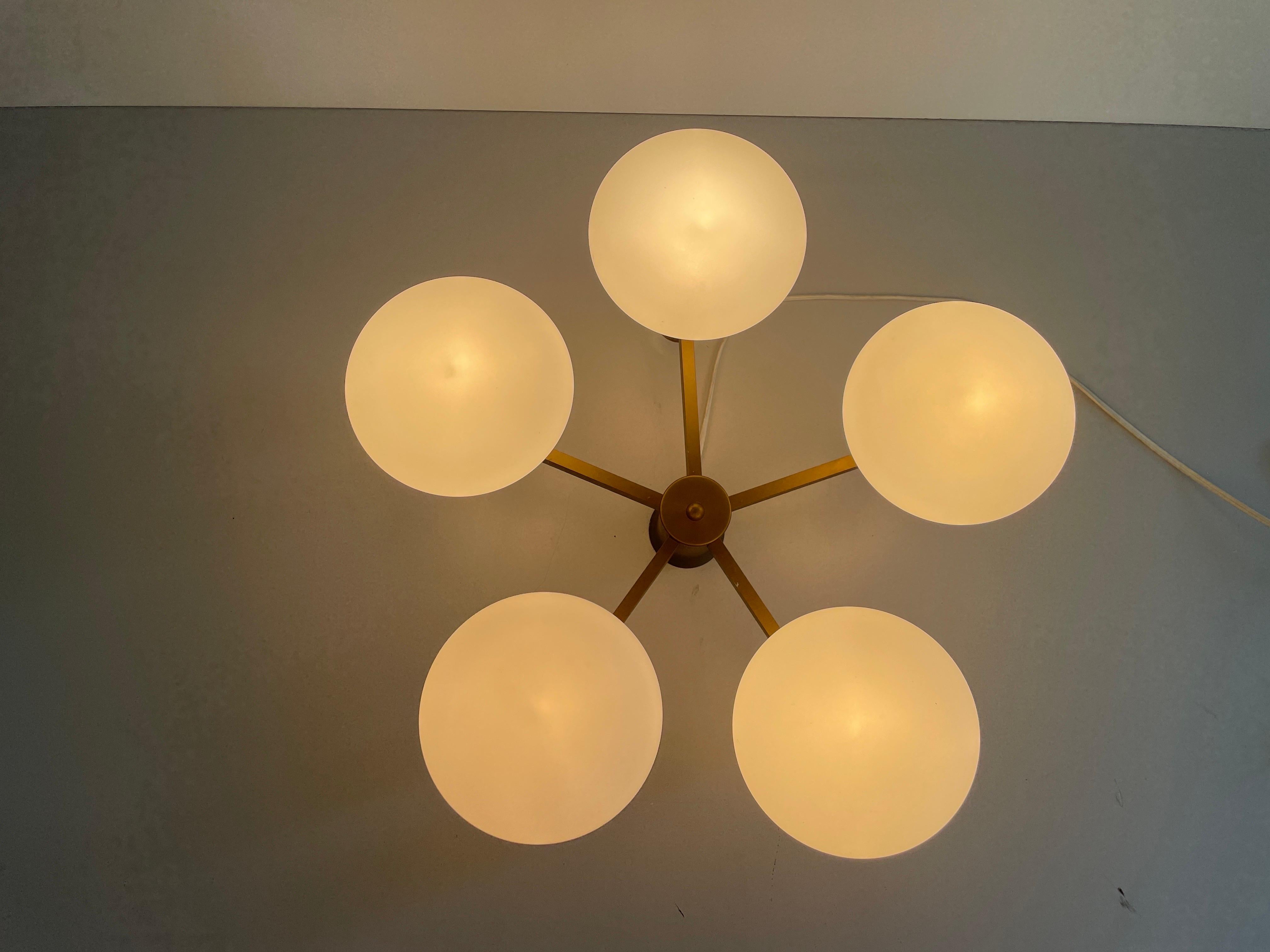 Lampada da incasso atomica con corpo in vetro e metallo a 5 sfere, anni '60, Germania in vendita 9