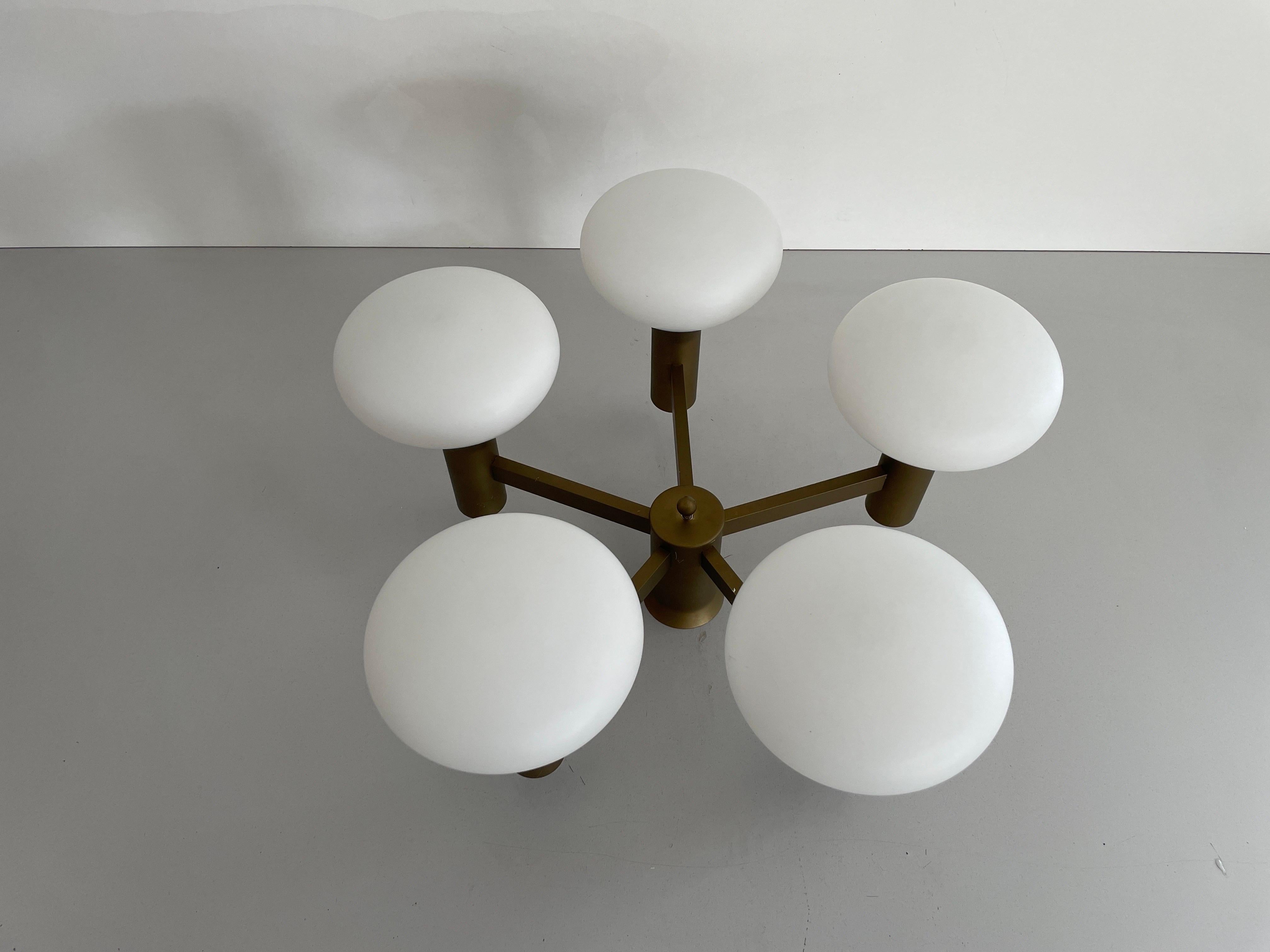 Metà XX secolo Lampada da incasso atomica con corpo in vetro e metallo a 5 sfere, anni '60, Germania in vendita