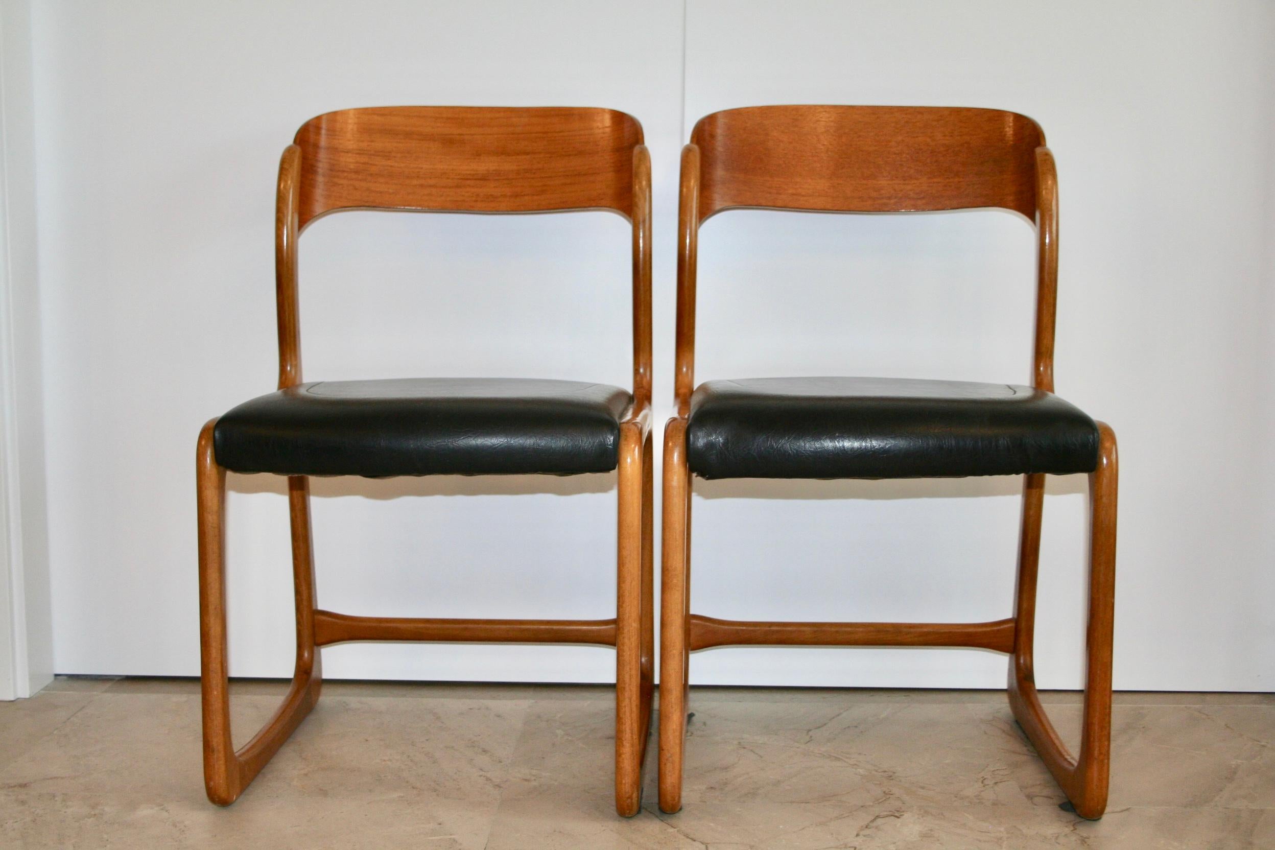 French 5 Baumann Traineau Sledge Chairs in Their Original Leather For Sale