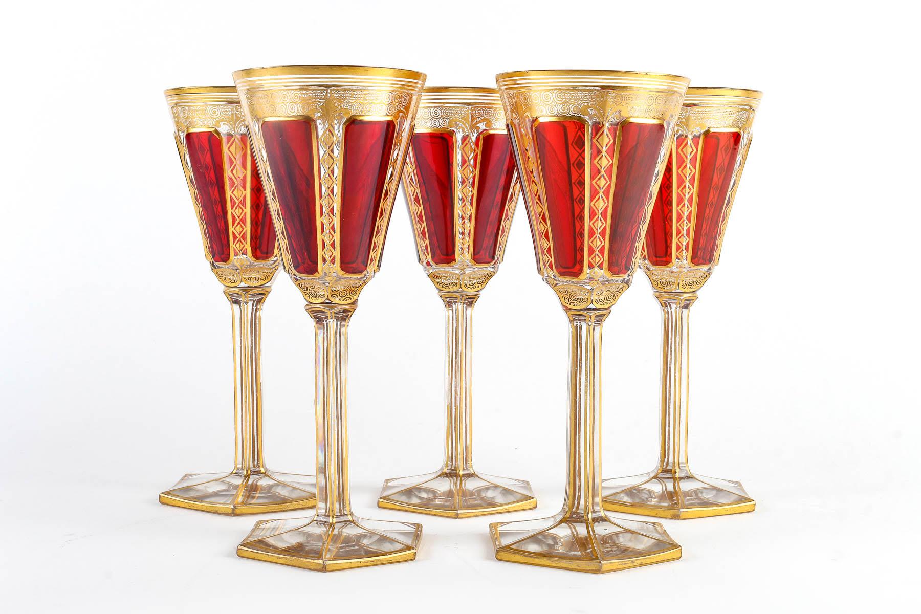 5 Bohemian crystal glasses, 19th century.

Five Bohemian crystal glasses, red cabochons and gilding, 19th century, Napoleon III period.    

h : 18cm , D : 7cm