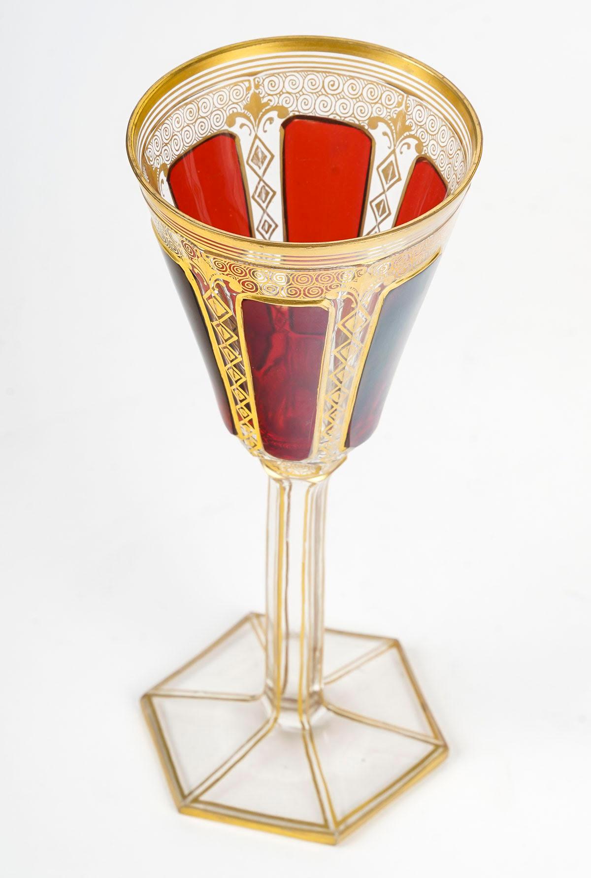 5 Bohemian Crystal Glasses, Red Cabochon, 19th Century, Napoleon III Period. In Good Condition For Sale In Saint-Ouen, FR
