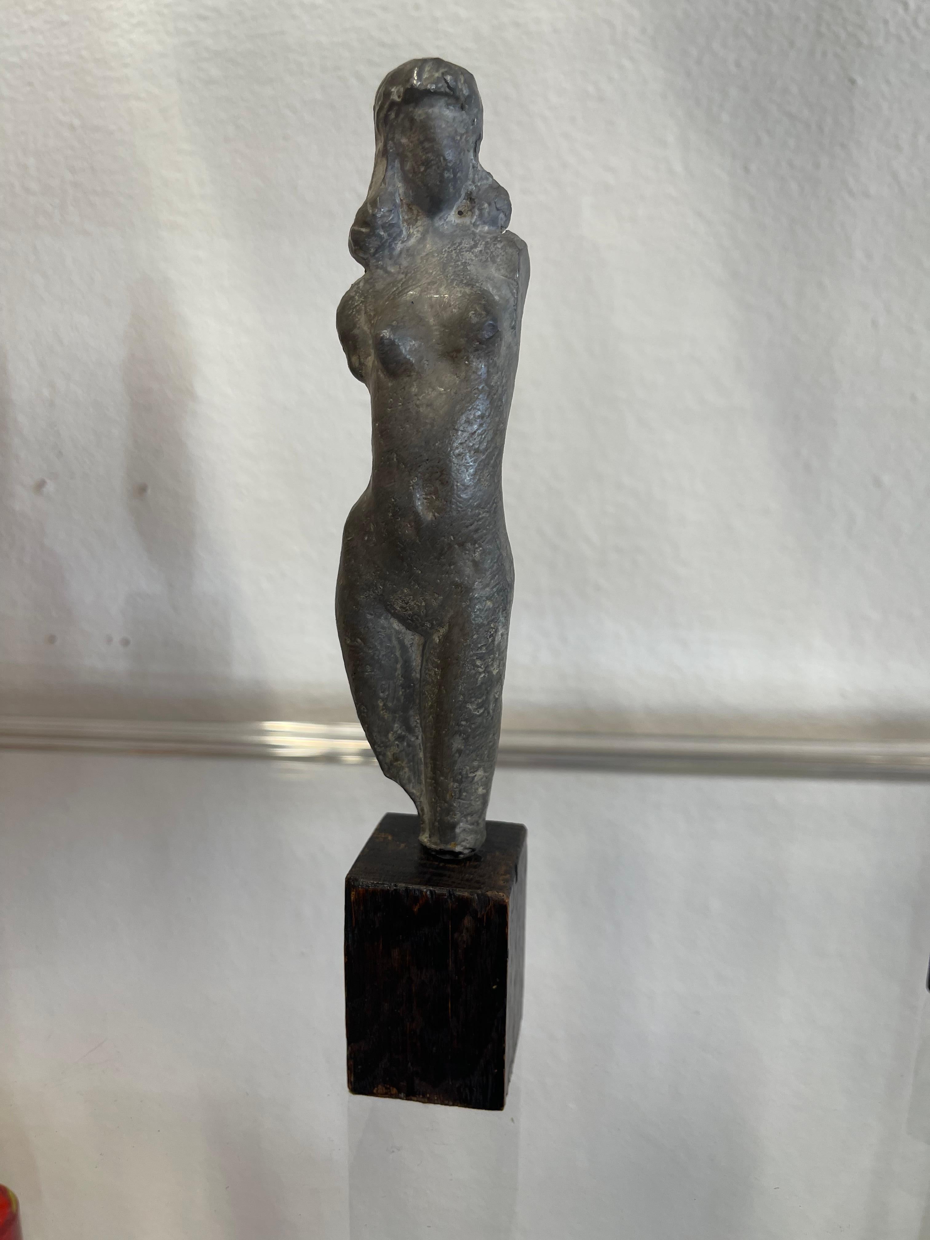 5 Bronze Nude Miniatures For Sale 9