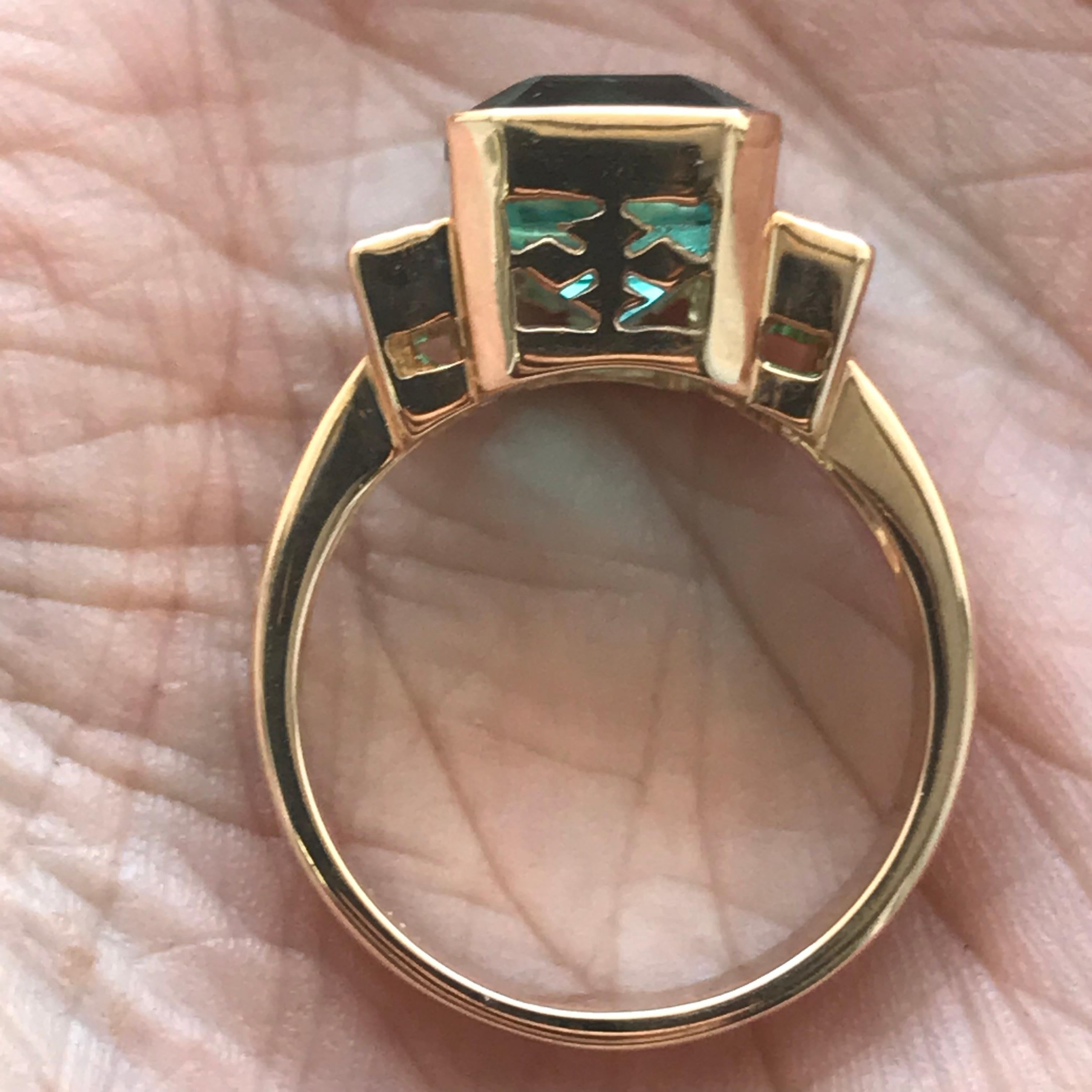 5 Carat Approximate Emerald Fluorite and Green Emerald Ring, Ben Dannie Herren im Angebot