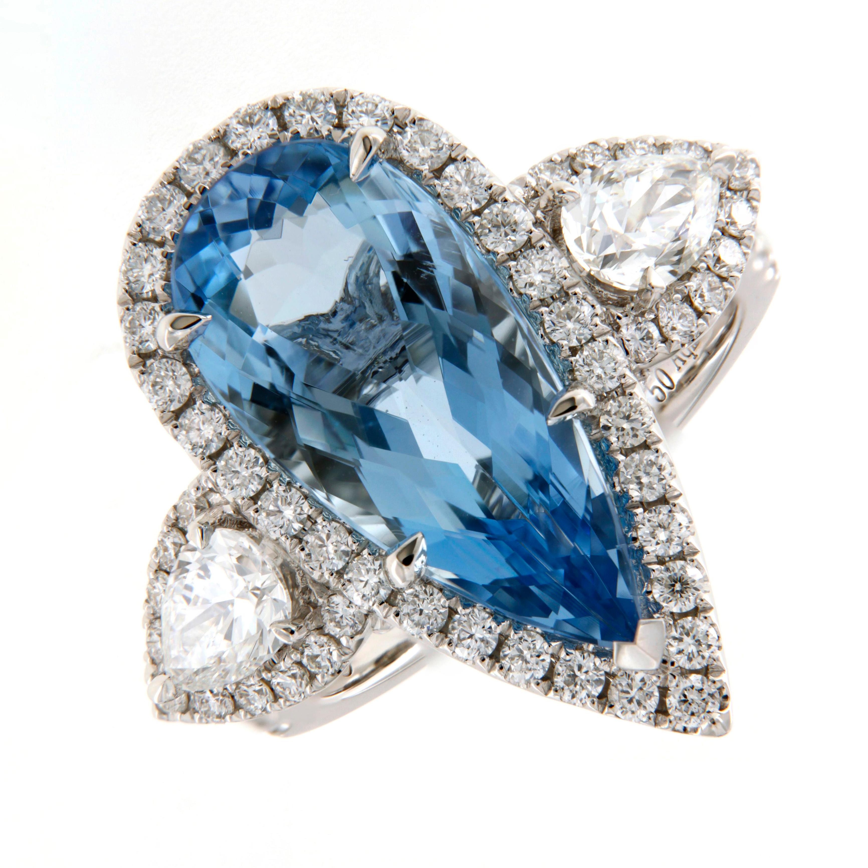 5 Karat Aquamarin Diamant-Cocktailring im Zustand „Neu“ im Angebot in Hong Kong, HK