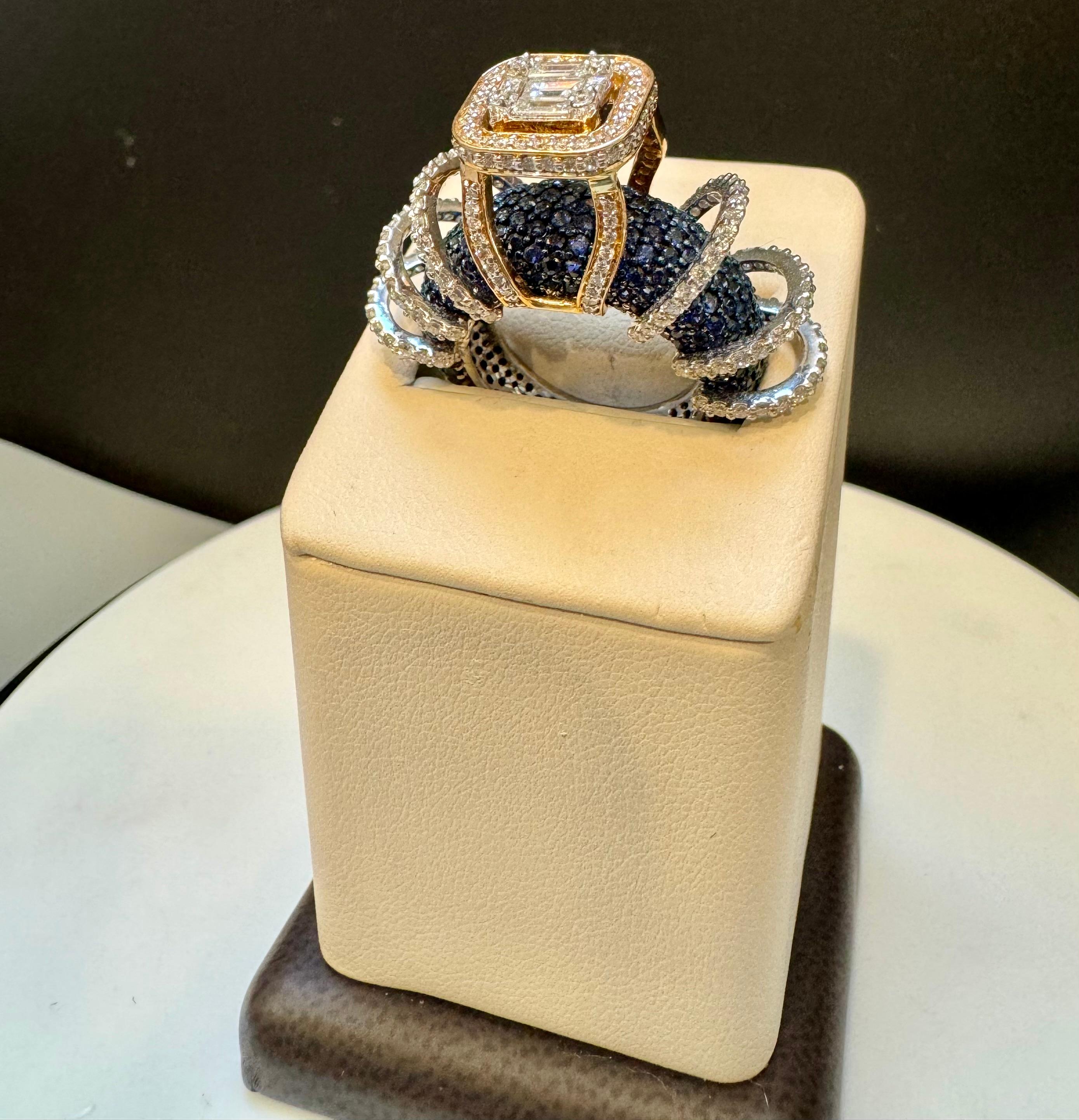 5 Carat Blue Sapphire and 2 Ct Diamond Cocktail Ring in 18 Karat  WY Gold Estate For Sale 7