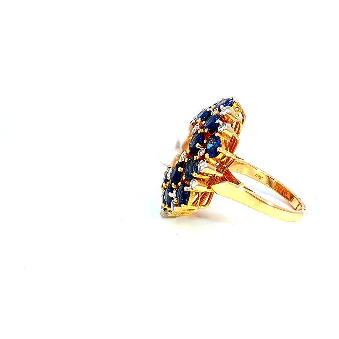 Moderno 5 Carat Blue Sapphire Diamond Pearl 18K Gold Ring in vendita