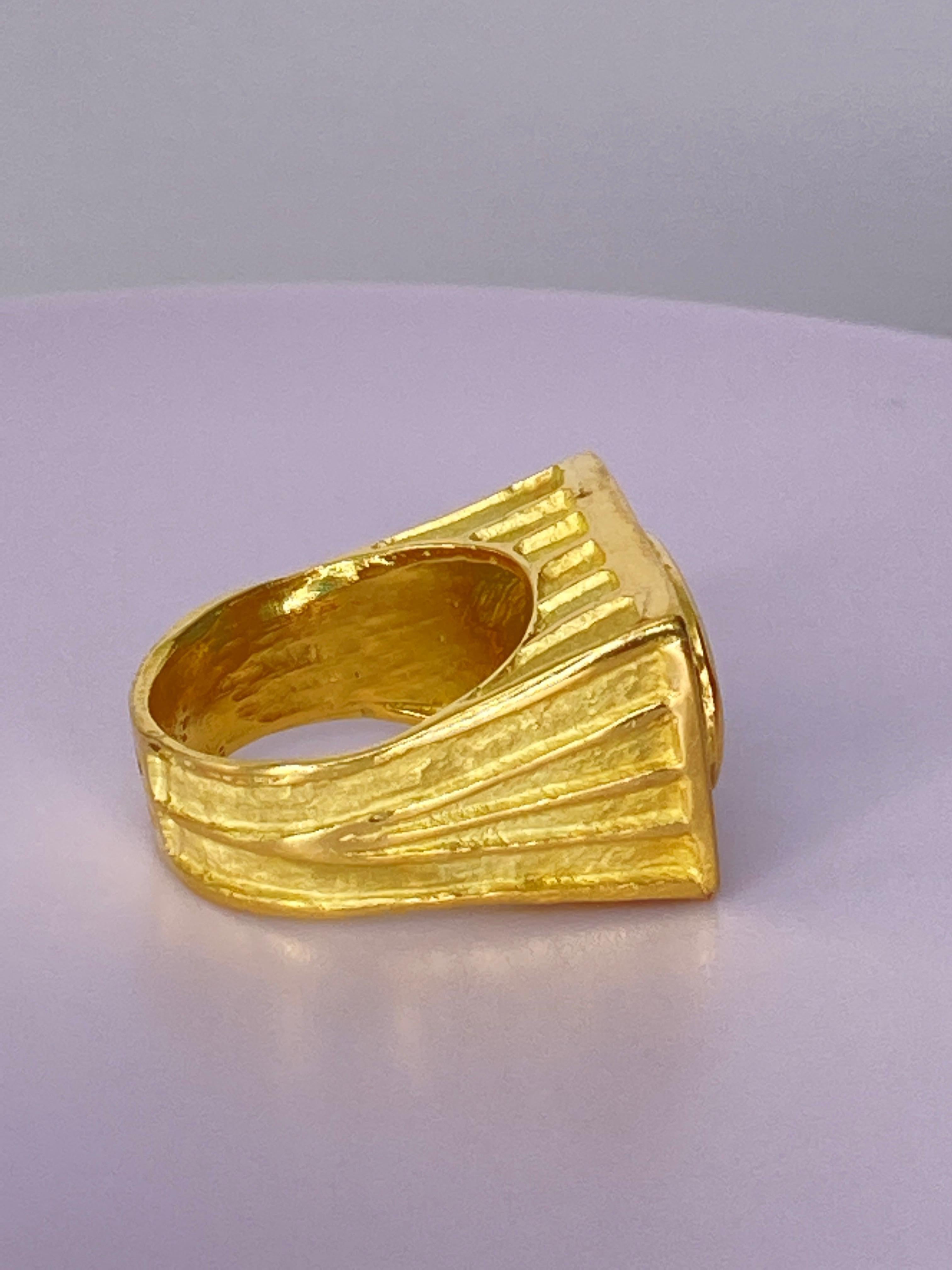 Medieval 5 Carat  Paraiba Tourmaline and Diamond Ting 18 Karat Yellow Gold For Sale